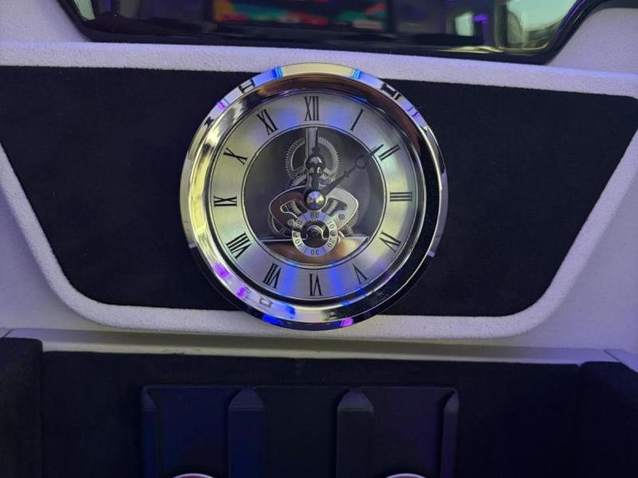 Mercedes Sprinter Sprinter VIP Configuration Luxe (2023) - Photo 17