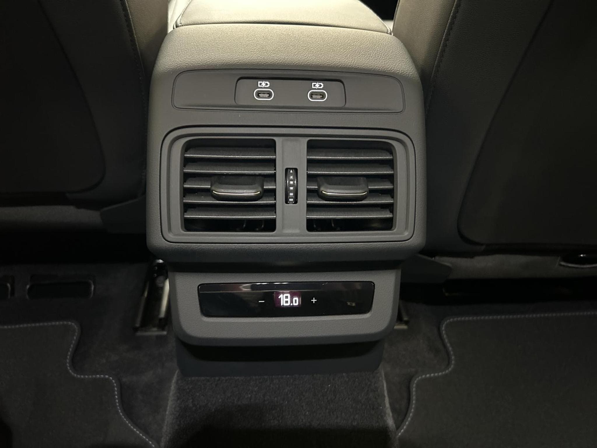 Audi Q5 TDI quattro 150 kW S tronic (2026) - Photo 13