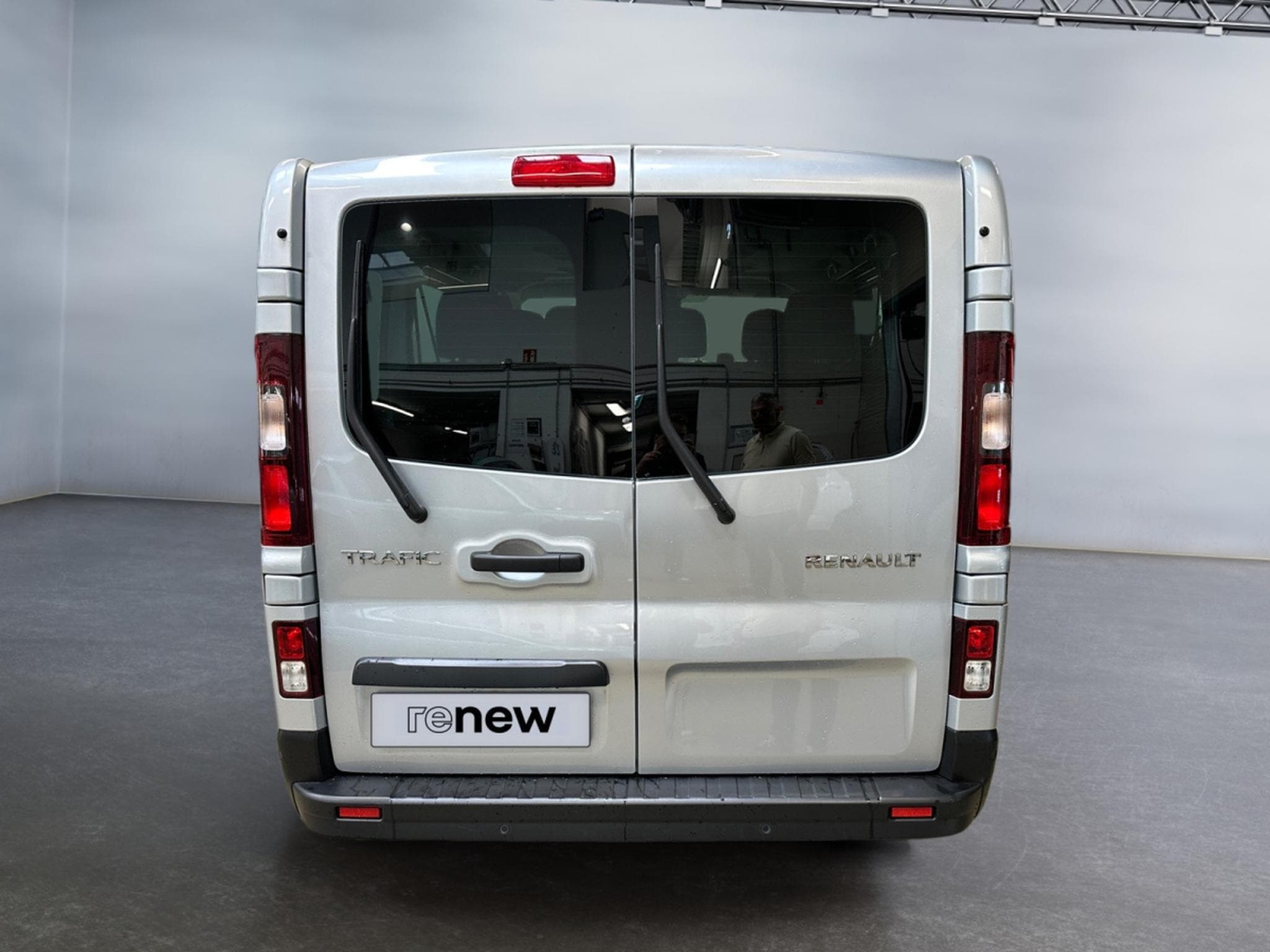 Renault Trafic Passenger Zen Energy Blue dCi 150 EDC 9 places (2024) - Photo 5