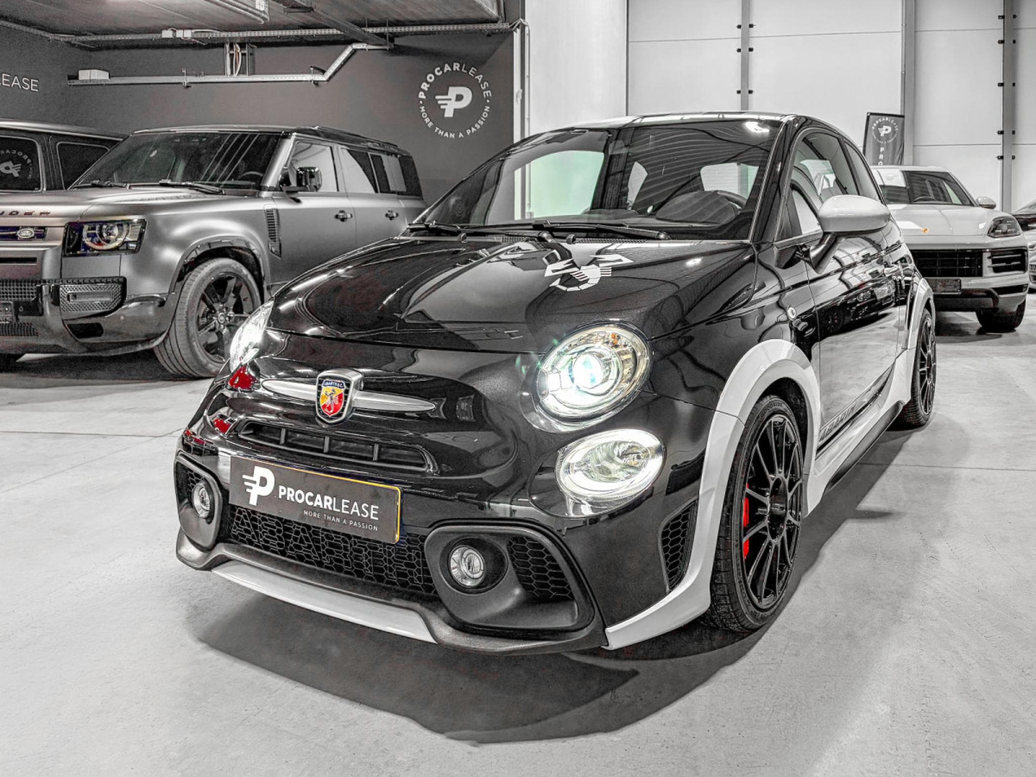 Abarth 695 695 70° ANNIVERSARIO /CARBON/ KONI/ BREMBO/ RECORD MONZAAPPL (2021) - Photo 1