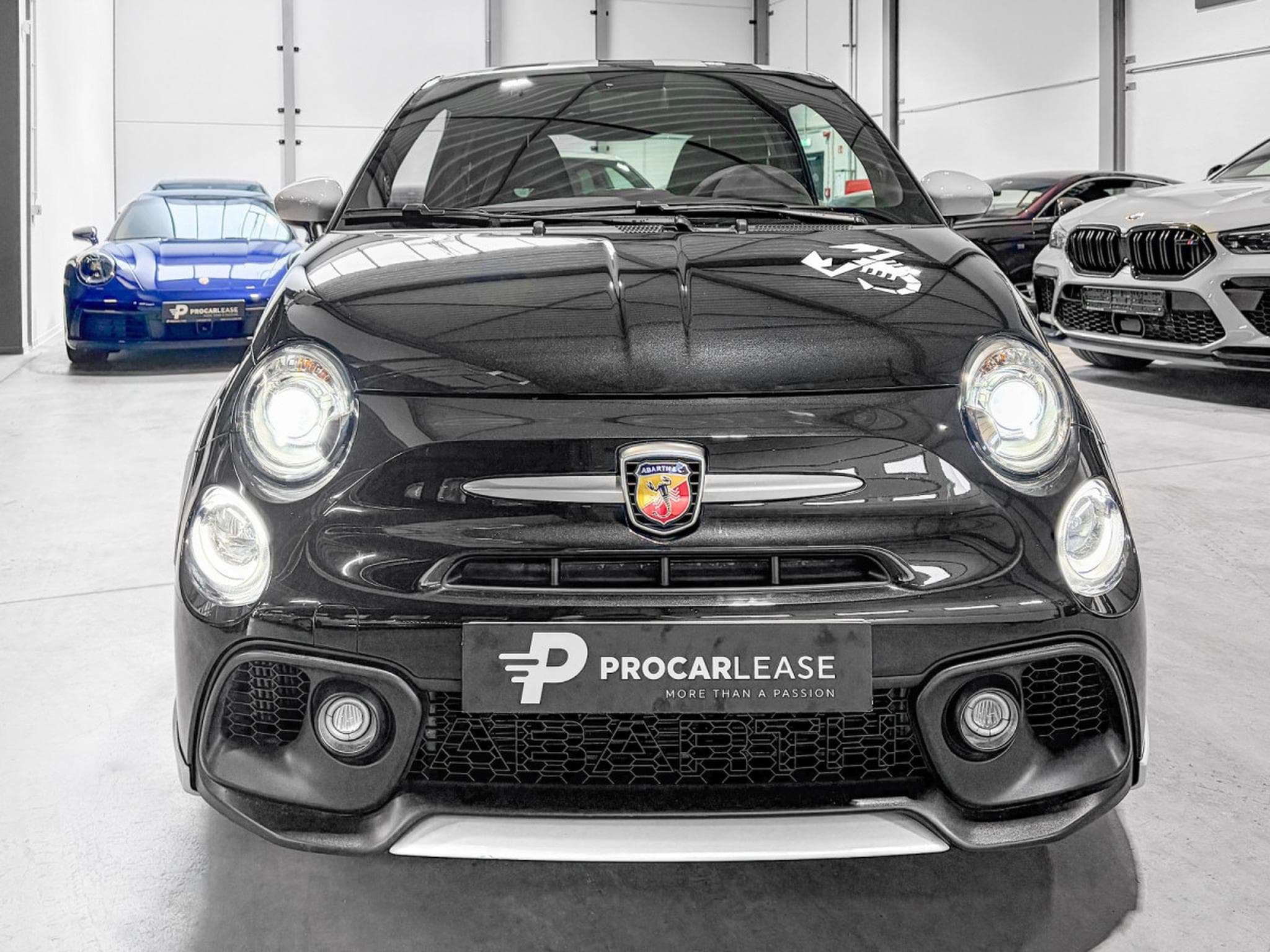 Abarth 695 695 70° ANNIVERSARIO /CARBON/ KONI/ BREMBO/ RECORD MONZAAPPL (2021) - Photo 3
