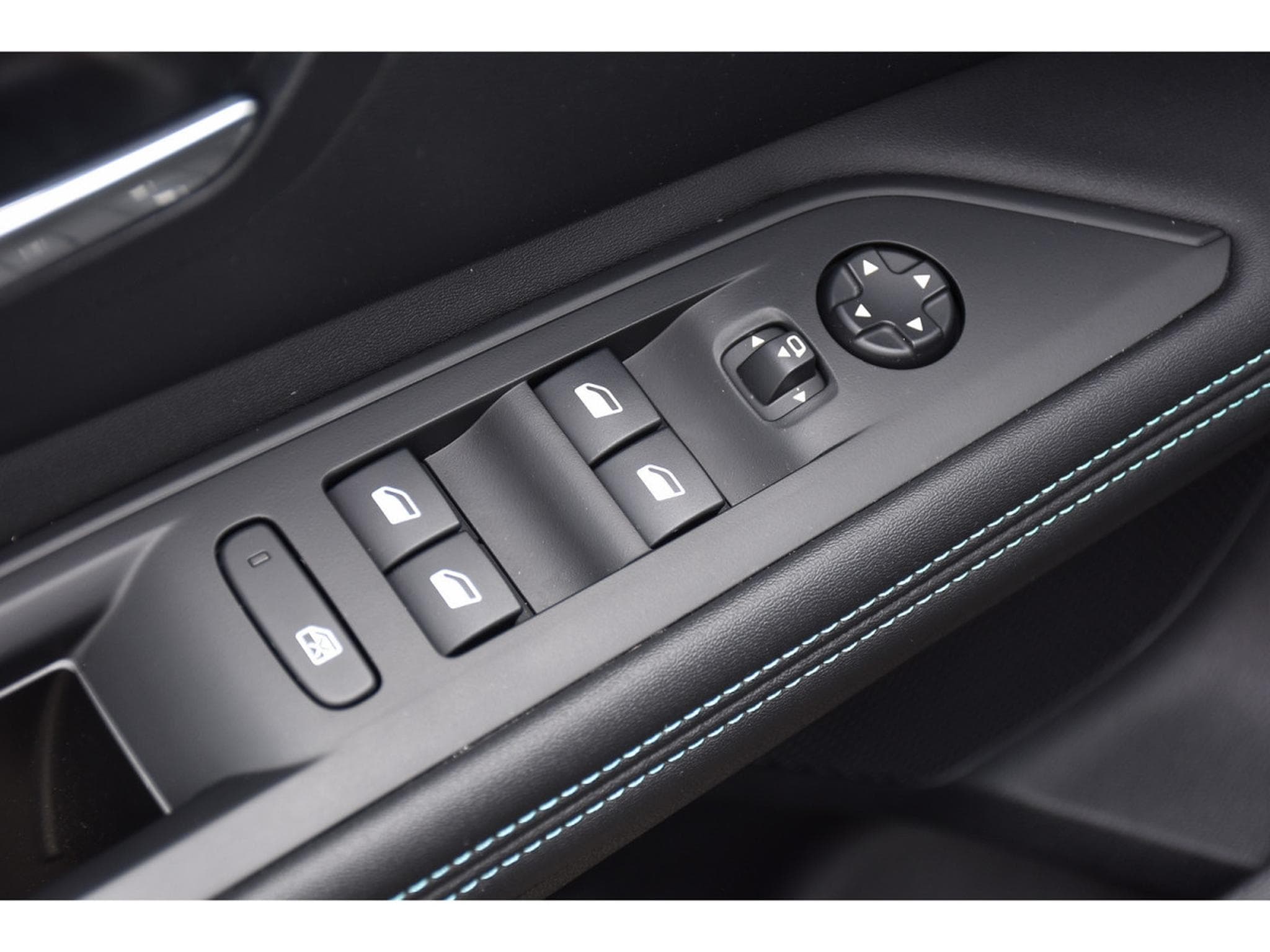 Peugeot 3008 1.6 Hybrid PHEV 180 Allure e-EAT8 ACC LANE SIDE CAM 1° MAIN (2024) - Photo 19