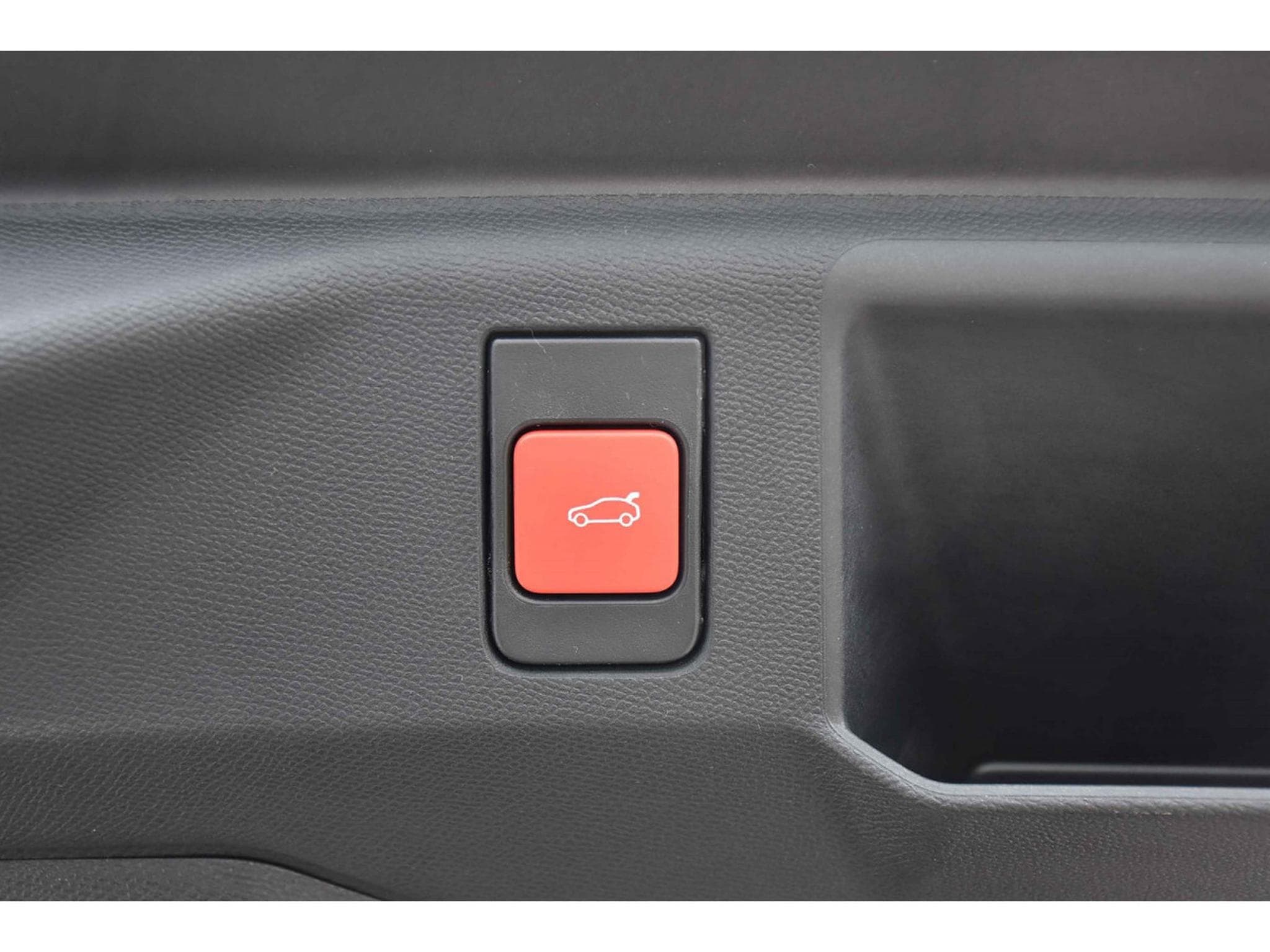 Peugeot 5008 GT Hybrid 145 e-DCS6 7 Pl. ACC CAM NEUF (2026) - Photo 19
