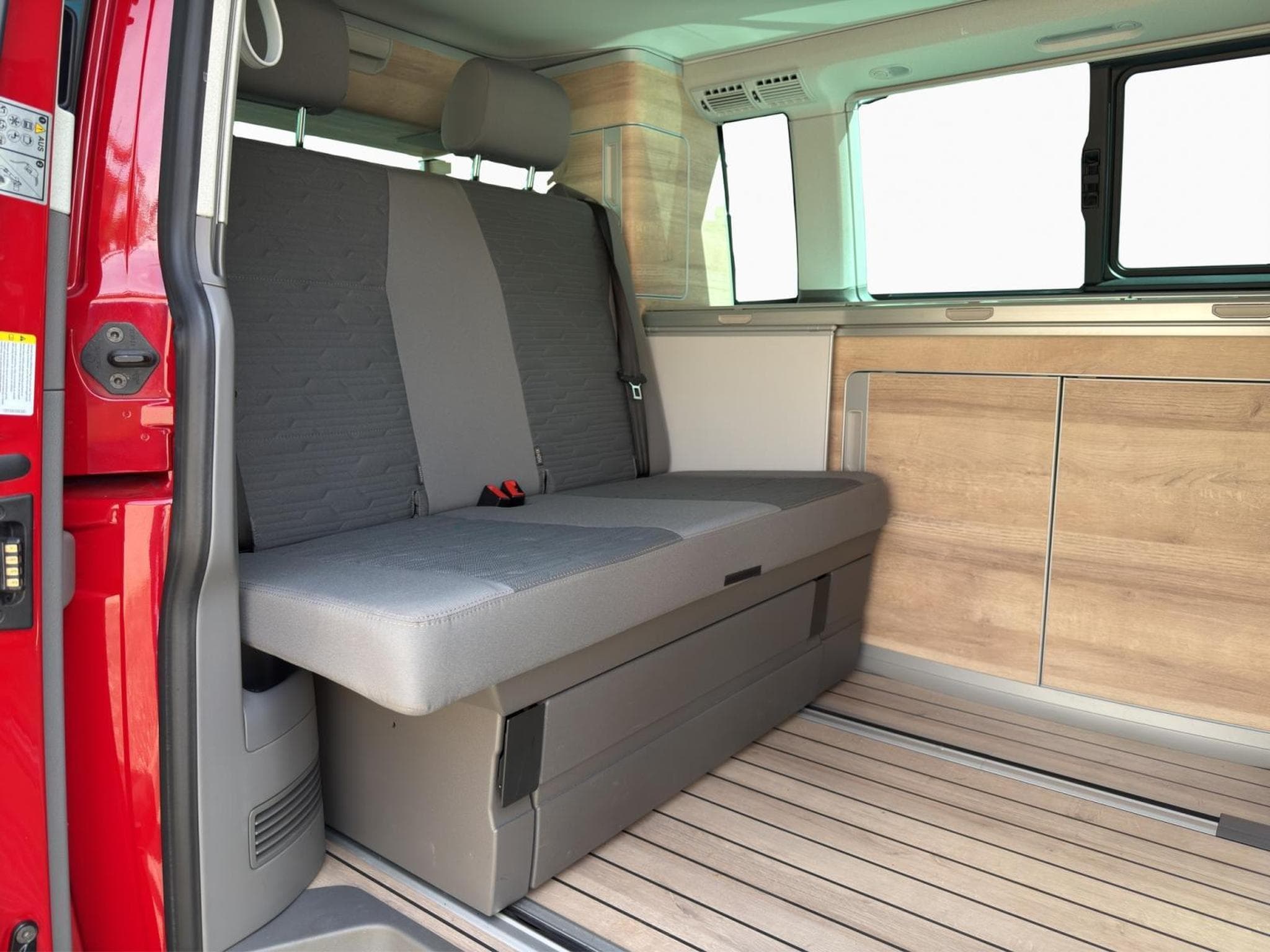 VW T6.1 Coast (2023) - Photo 11