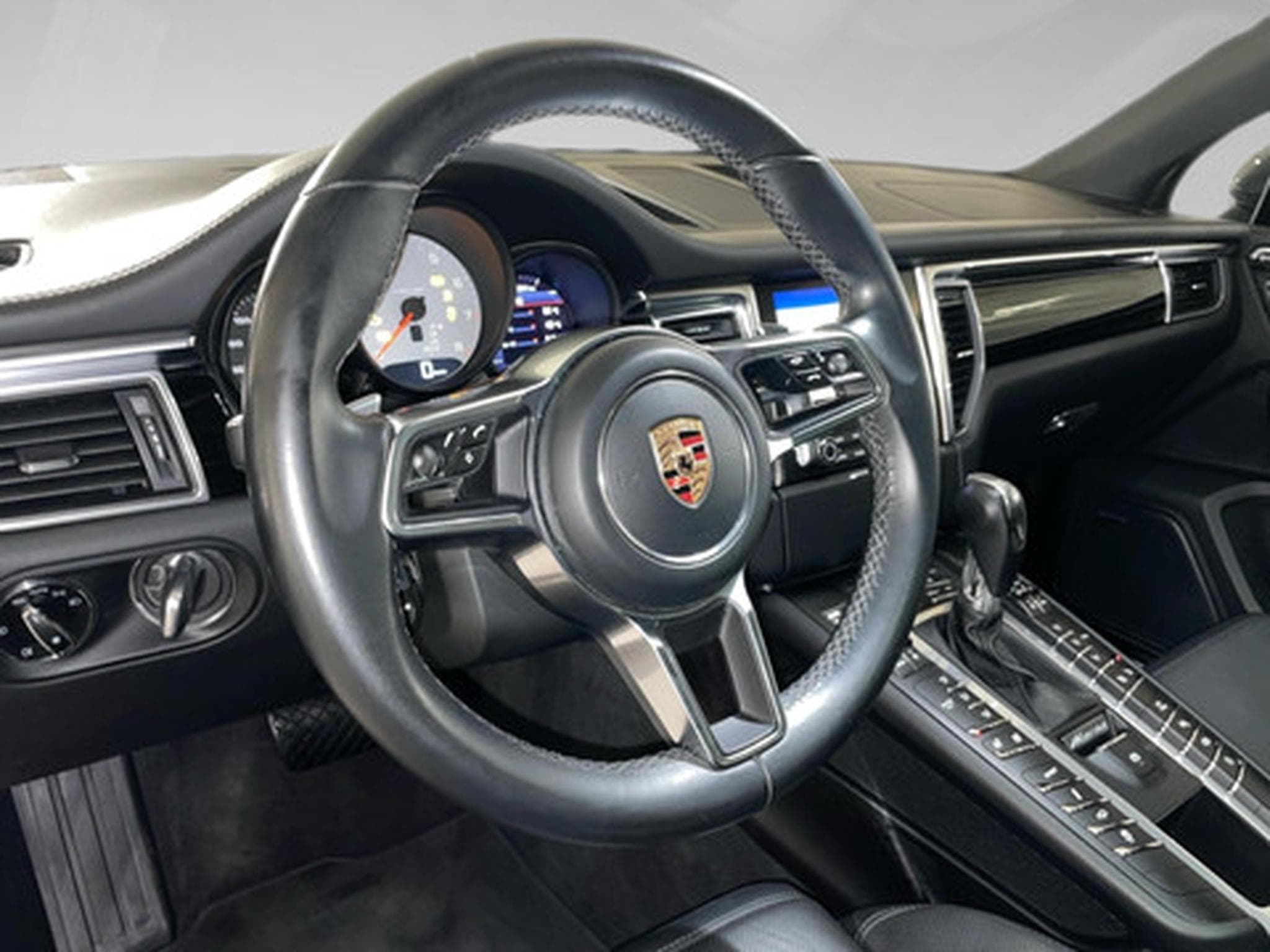 Porsche Macan 3.0 S (2017) - Photo 16