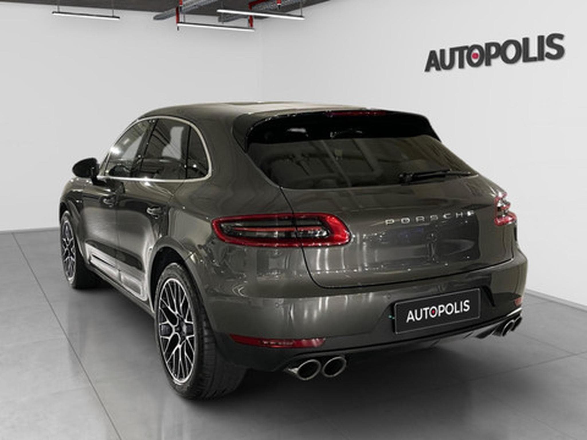 Porsche Macan 3.0 S (2017) - Photo 7