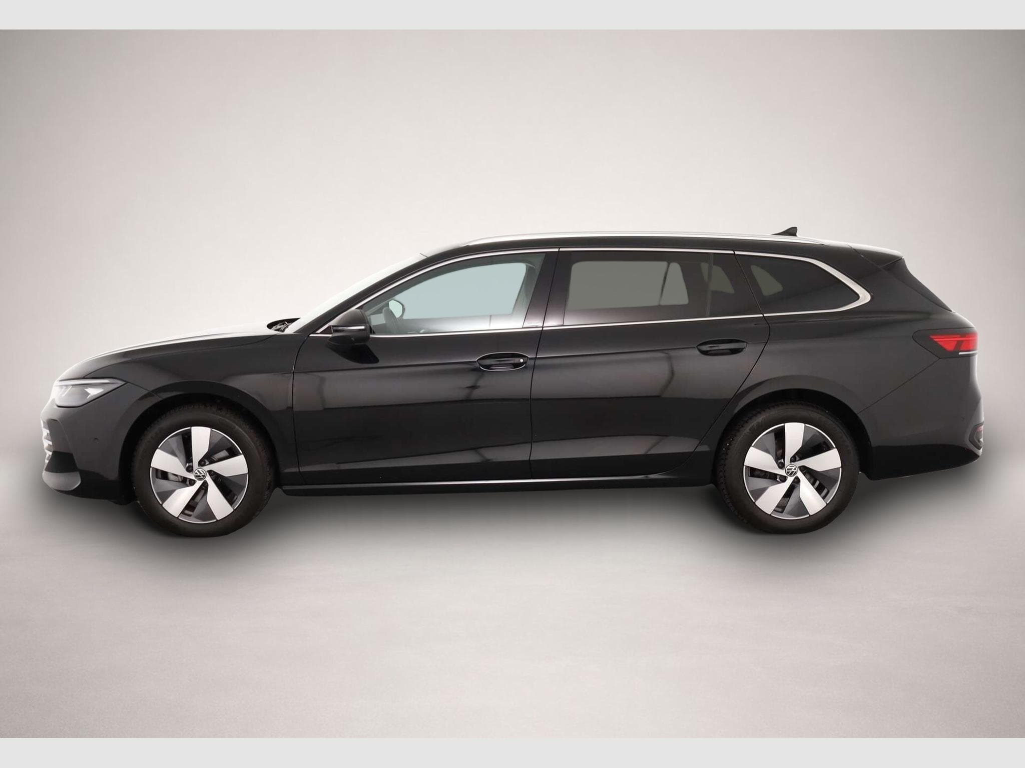 VW Passat (2025) - Photo 4