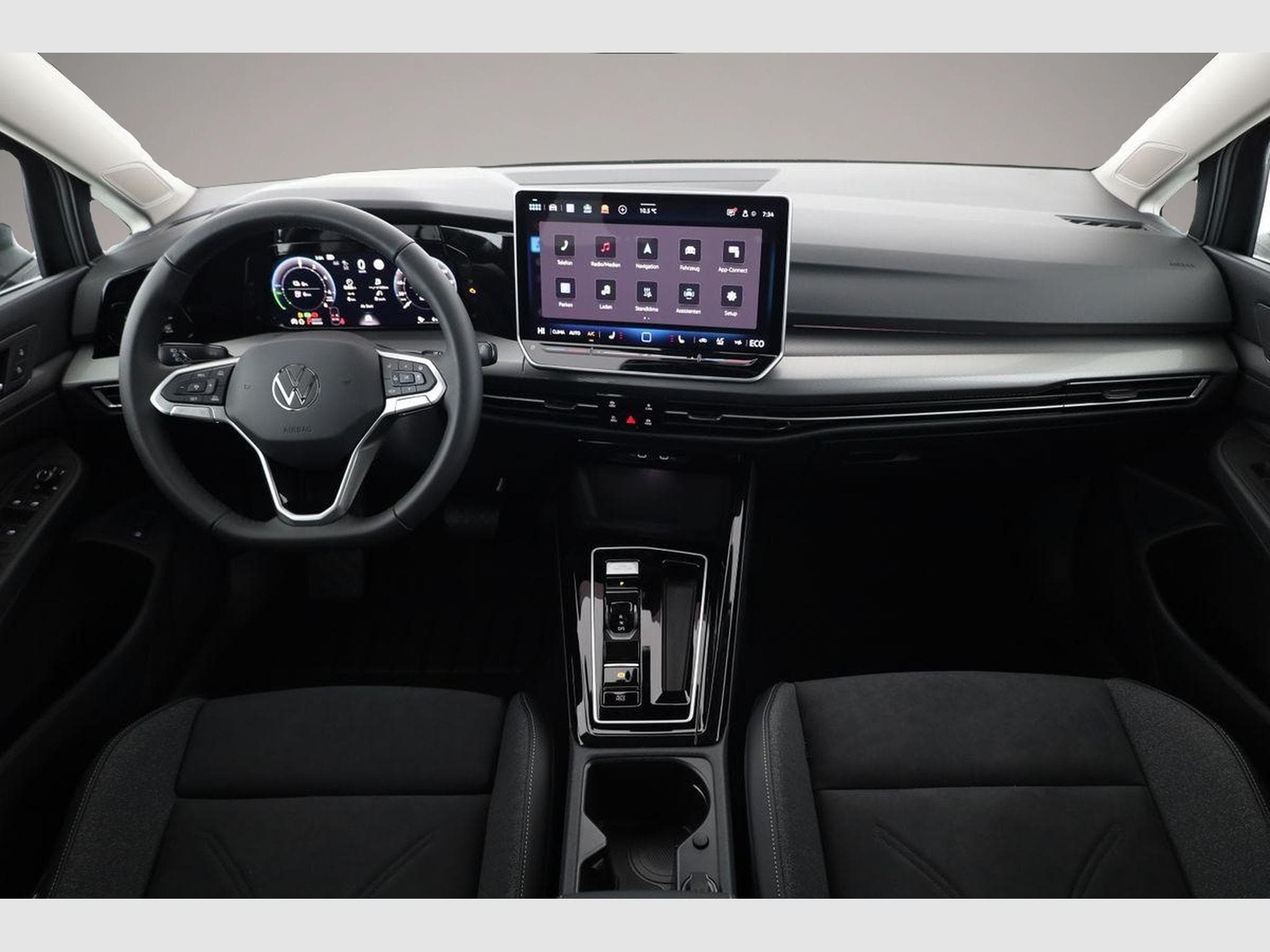 VW Golf (2026) - Photo 5