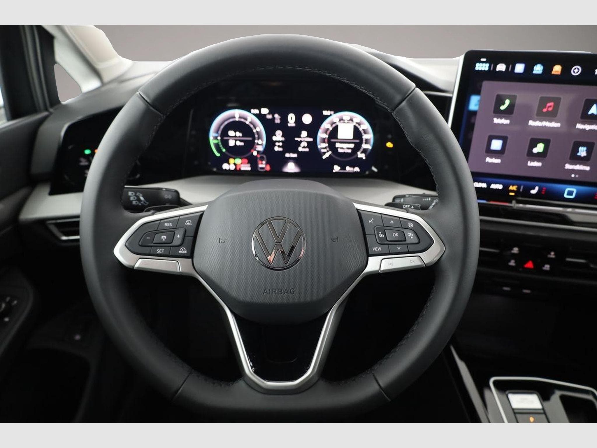 VW Golf (2026) - Photo 6