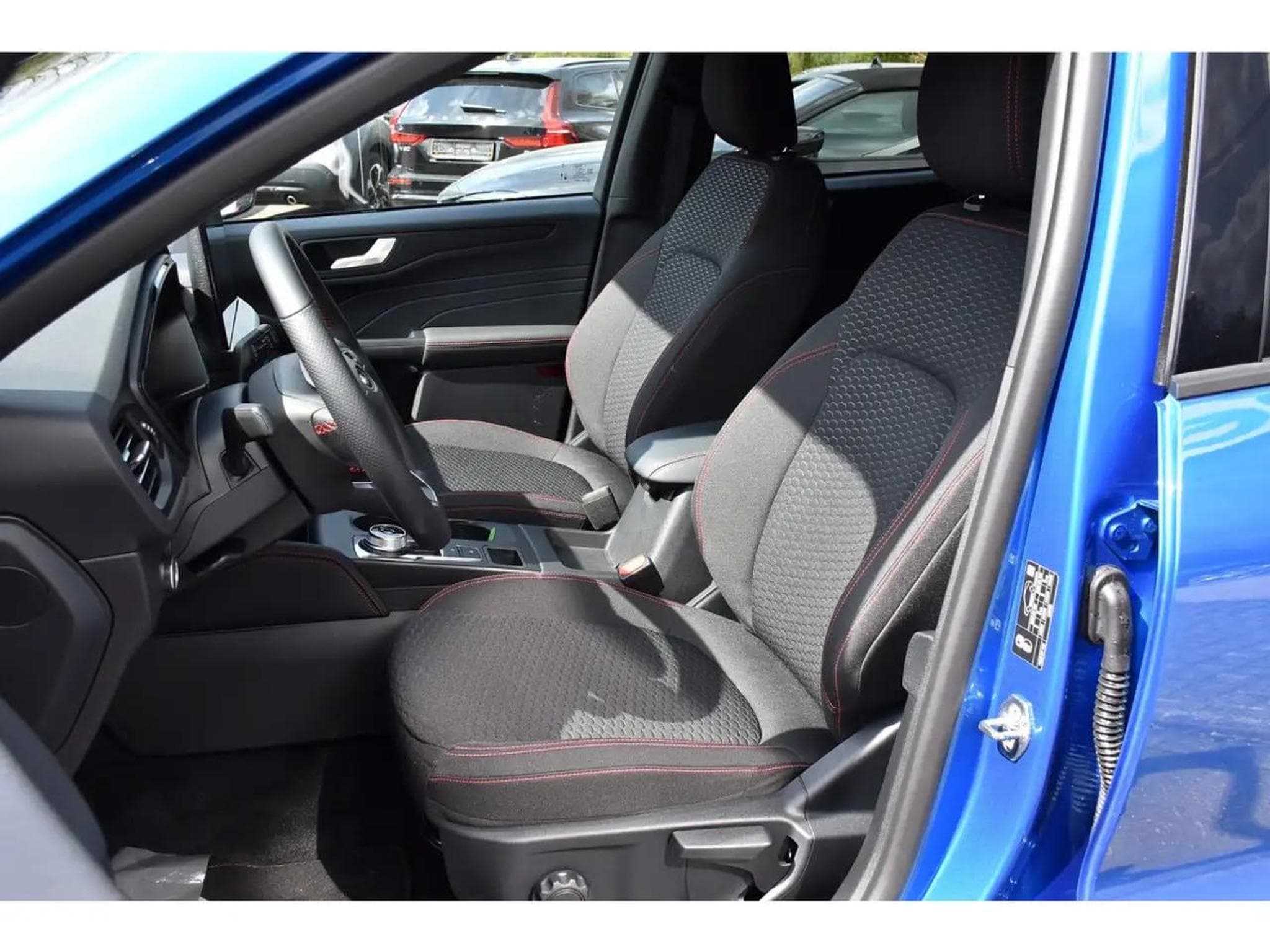 Ford Kuga (2025) - Photo 6