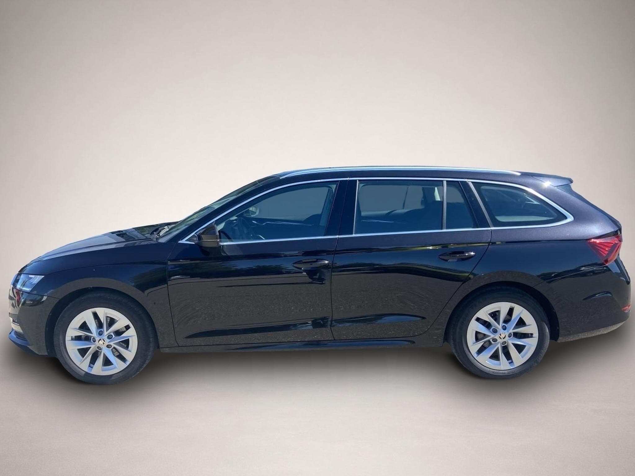 Skoda Octavia (2024) - Photo 2