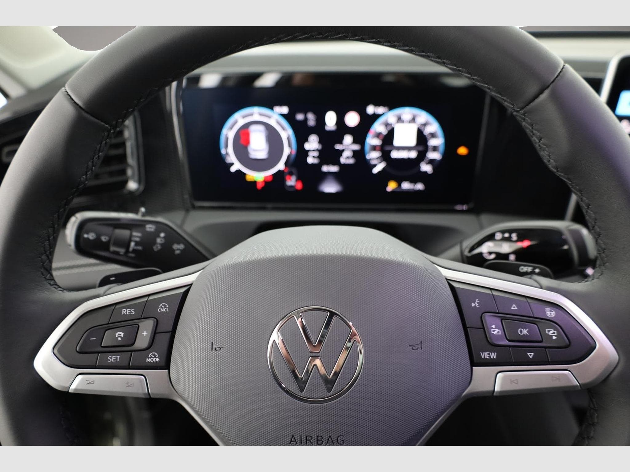 VW Tiguan (2025) - Photo 6