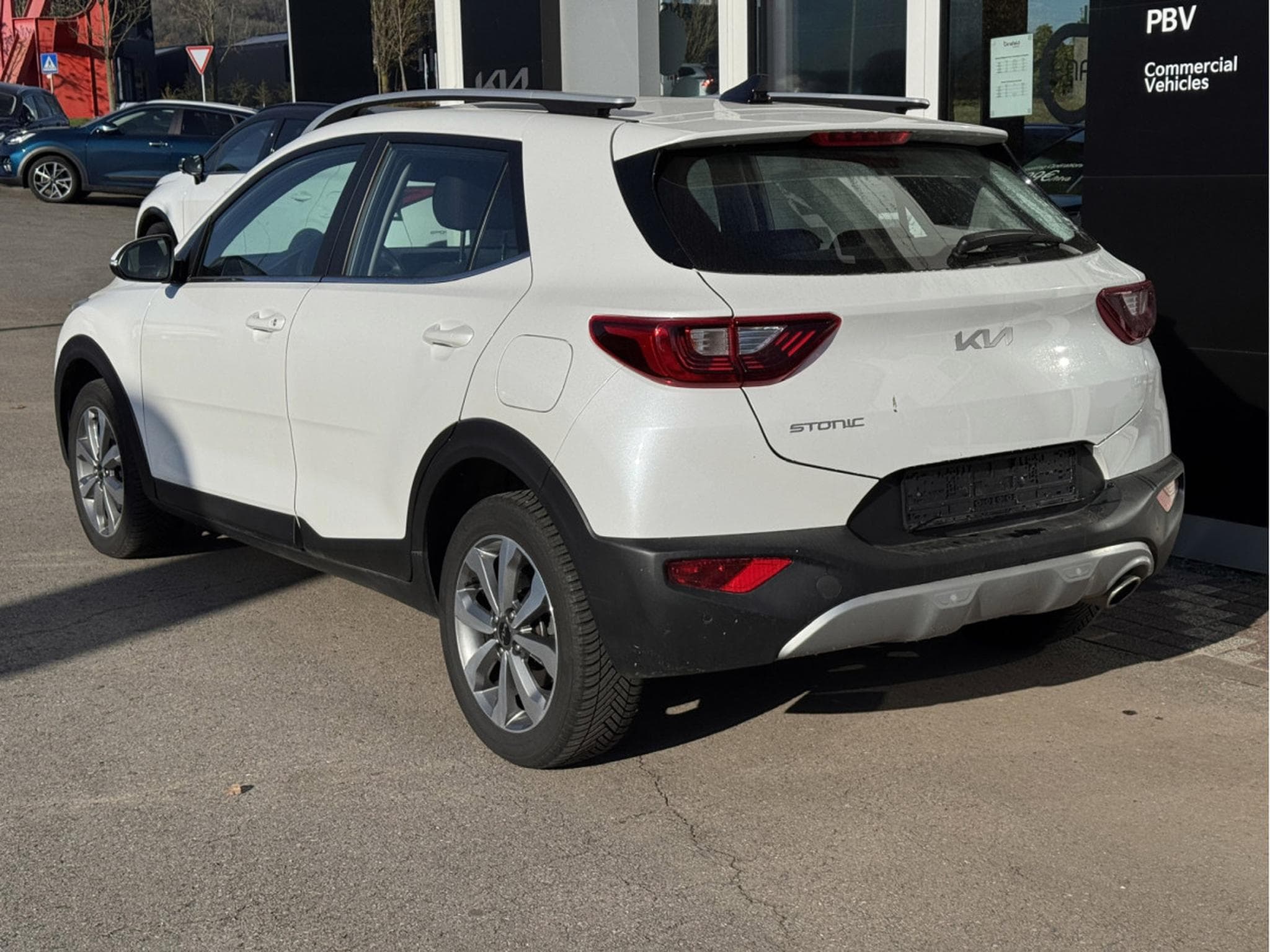 Kia Stonic Pulse 1.0T ISG (2024) - Photo 4