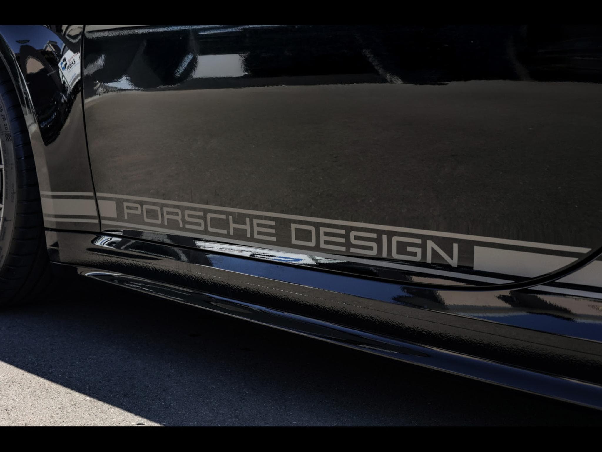 Porsche 911 .1 911 TARGA 4 GTS PDK EDITION 50 YEARS PORSCHE DESIGN 1/750 (2023) - Photo 23