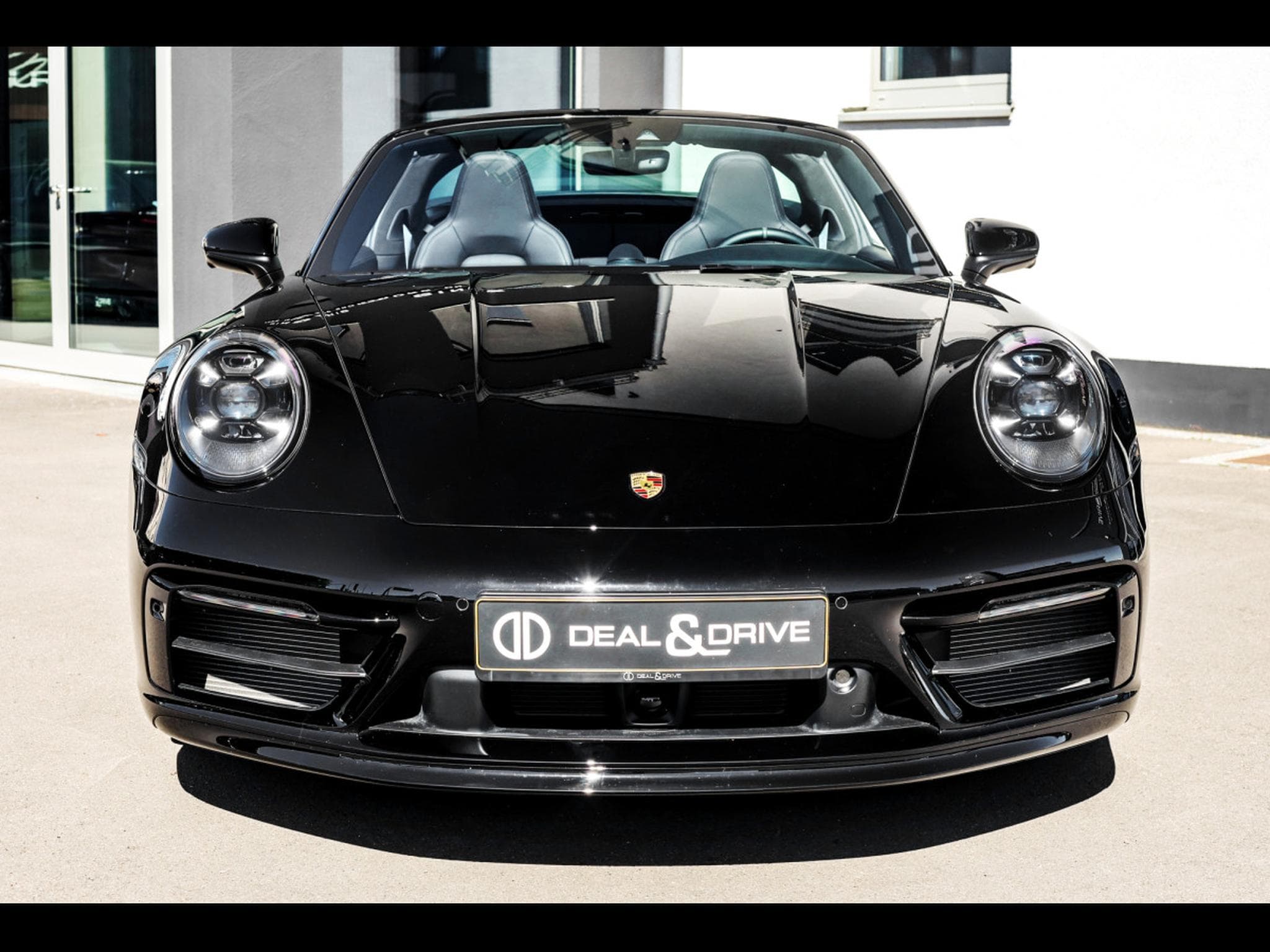 Porsche 911 .1 911 TARGA 4 GTS PDK EDITION 50 YEARS PORSCHE DESIGN 1/750 (2023) - Photo 5