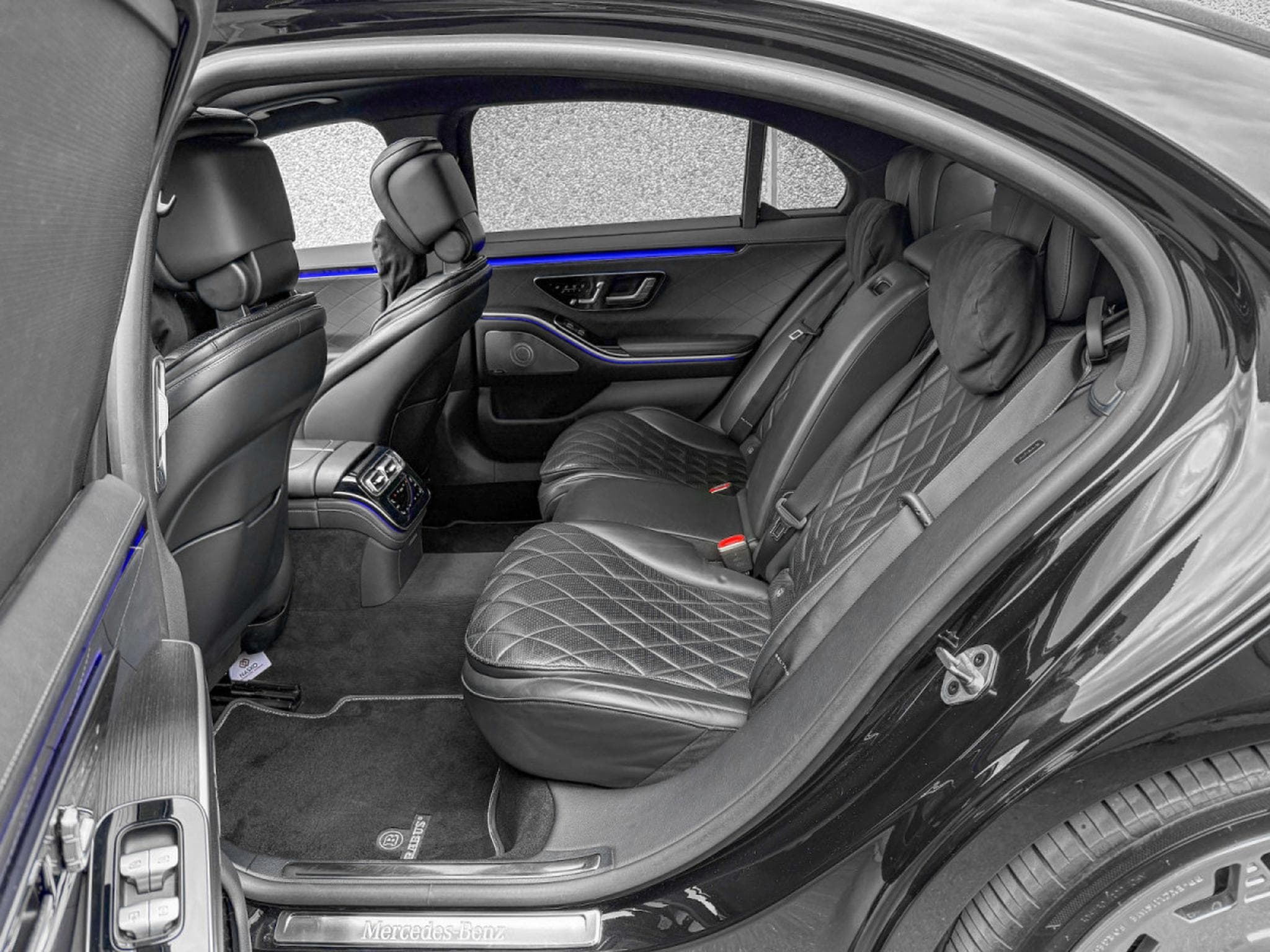 Mercedes S 580 S580e L 4MATIC BRABUS BODYKIT (2023) - Photo 11