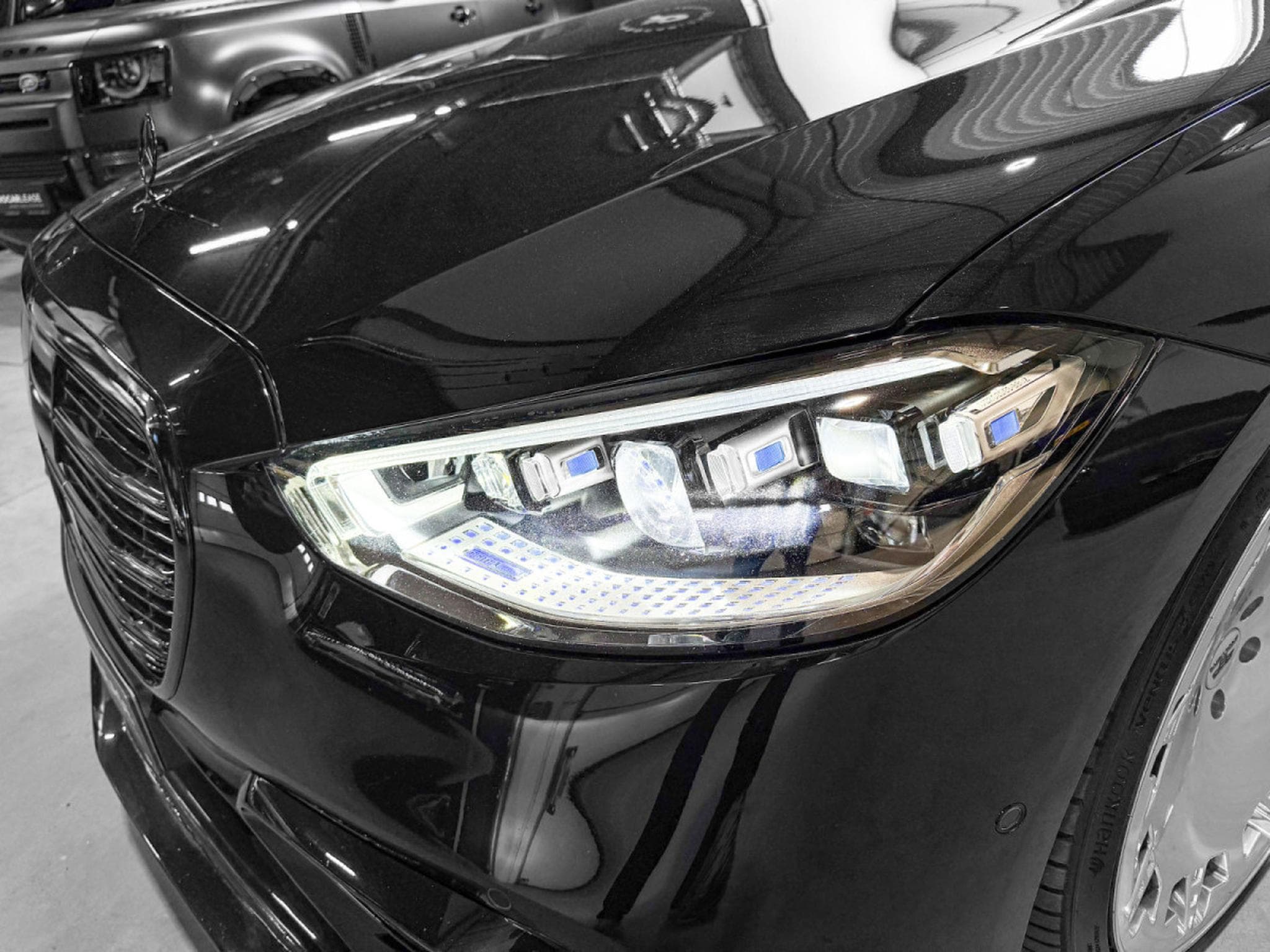 Mercedes S 580 S580e L 4MATIC BRABUS BODYKIT (2023) - Photo 21