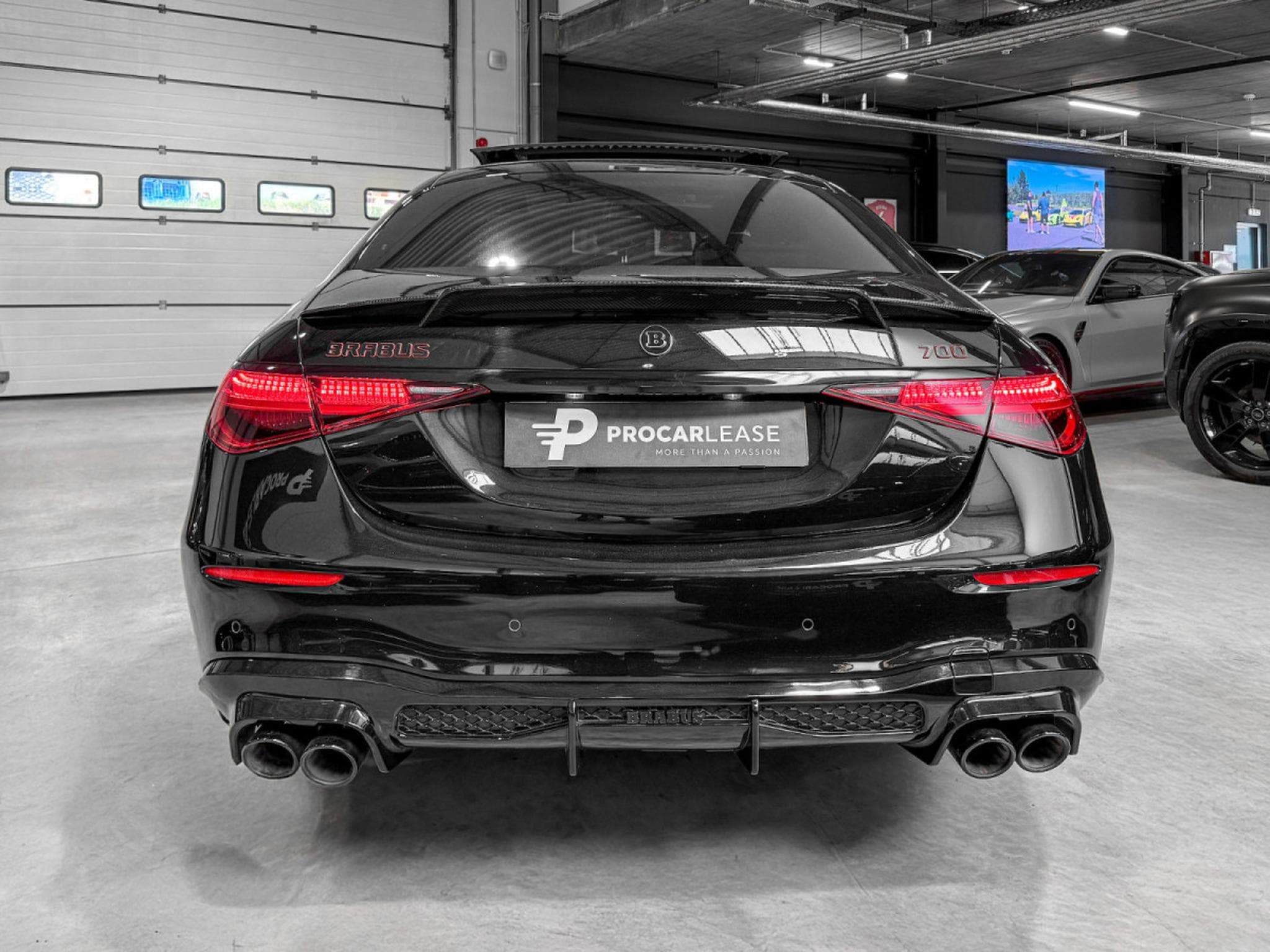 Mercedes S 580 S580e L 4MATIC BRABUS BODYKIT (2023) - Photo 5