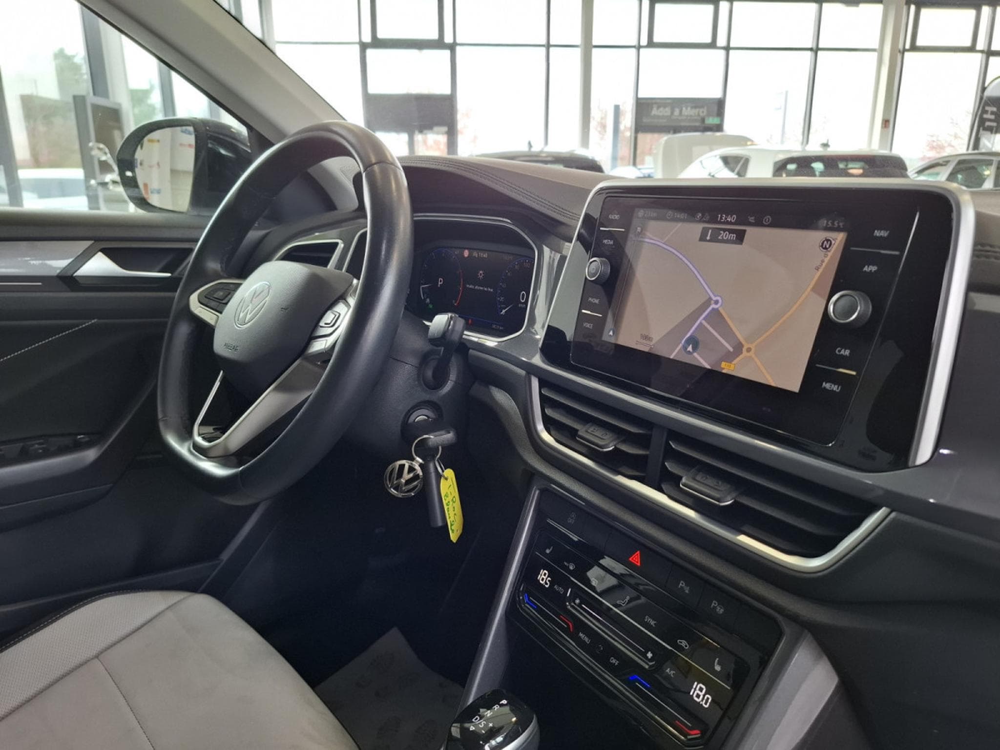 VW T-Roc 1.5 TSI 150 DSG STYLE,1 HAND,VIRTUAL,KAMERA,NAVI,CARPLAY,LED (2022) - Photo 10