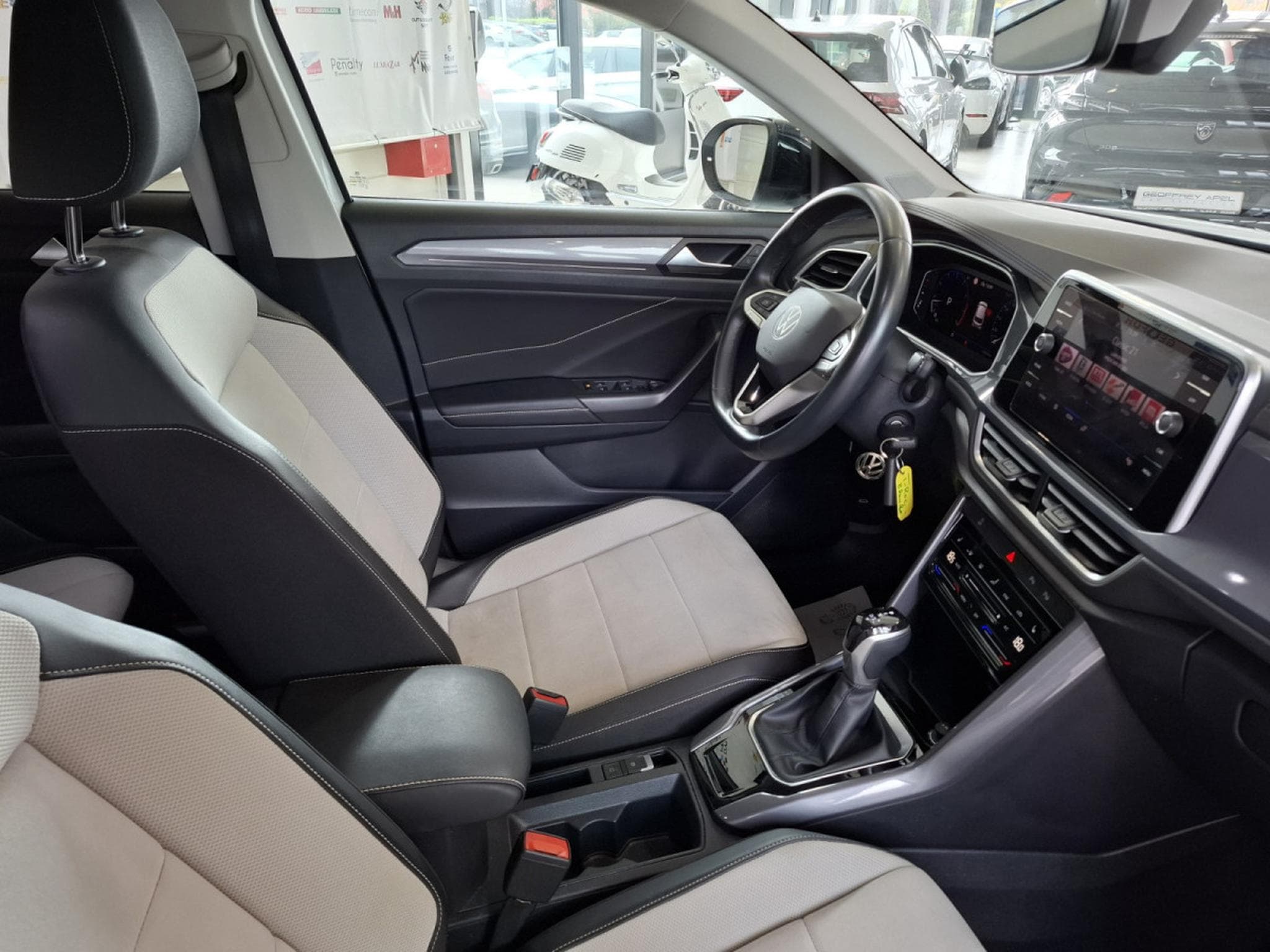 VW T-Roc 1.5 TSI 150 DSG STYLE,1 HAND,VIRTUAL,KAMERA,NAVI,CARPLAY,LED (2022) - Photo 7