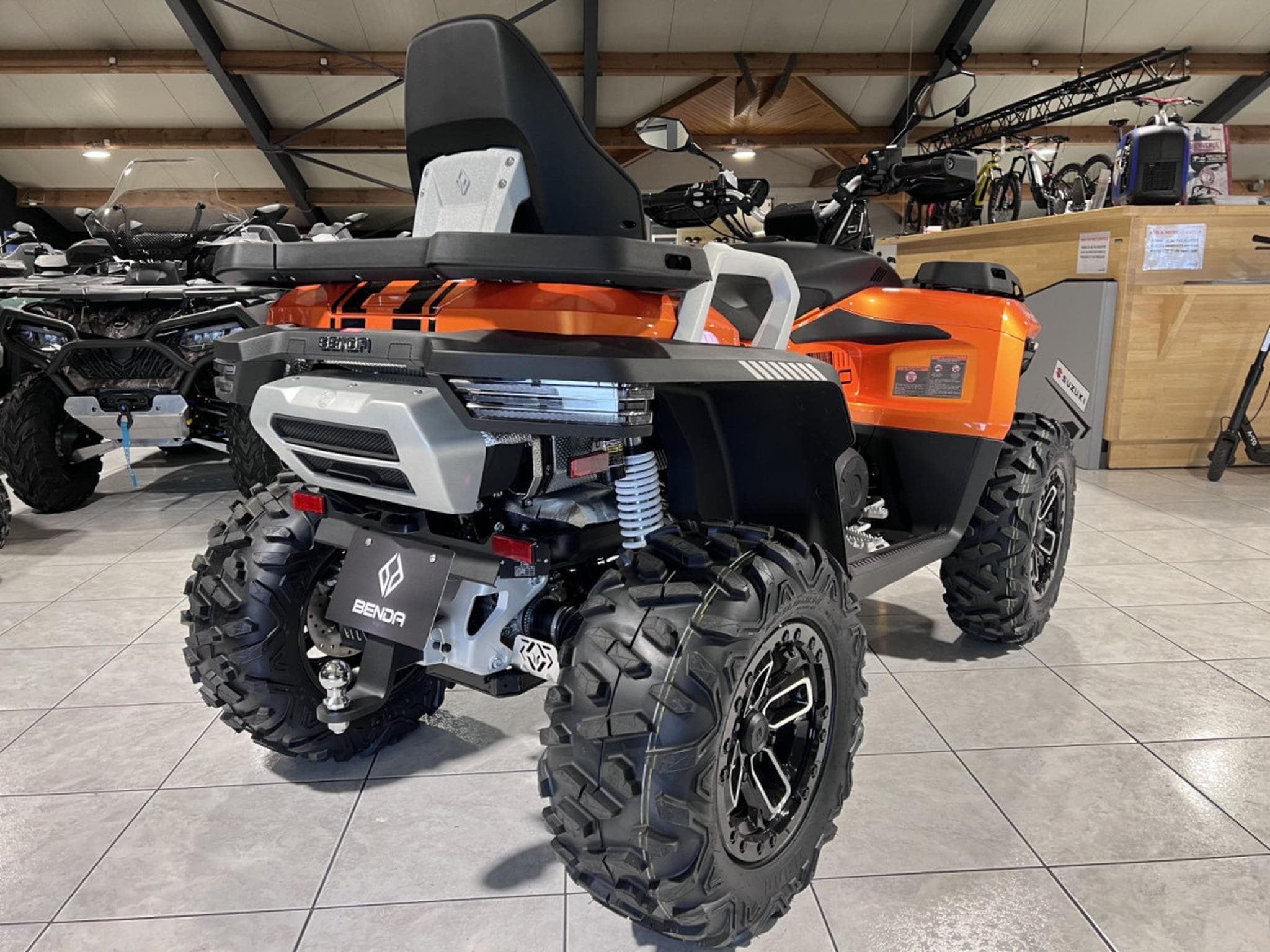 Benda Redstone 550 L EPS ABS (2026) - Photo 3