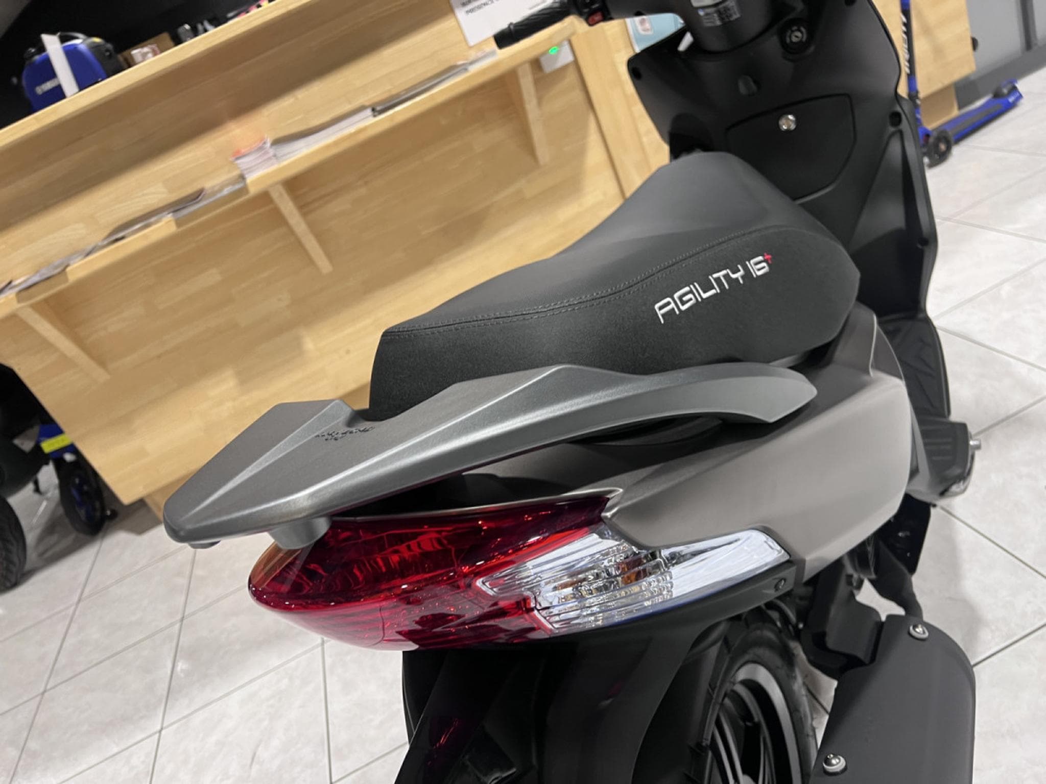 Kymco Agility 50 16+ CLASSE A 25 km/h (2026) - Photo 5
