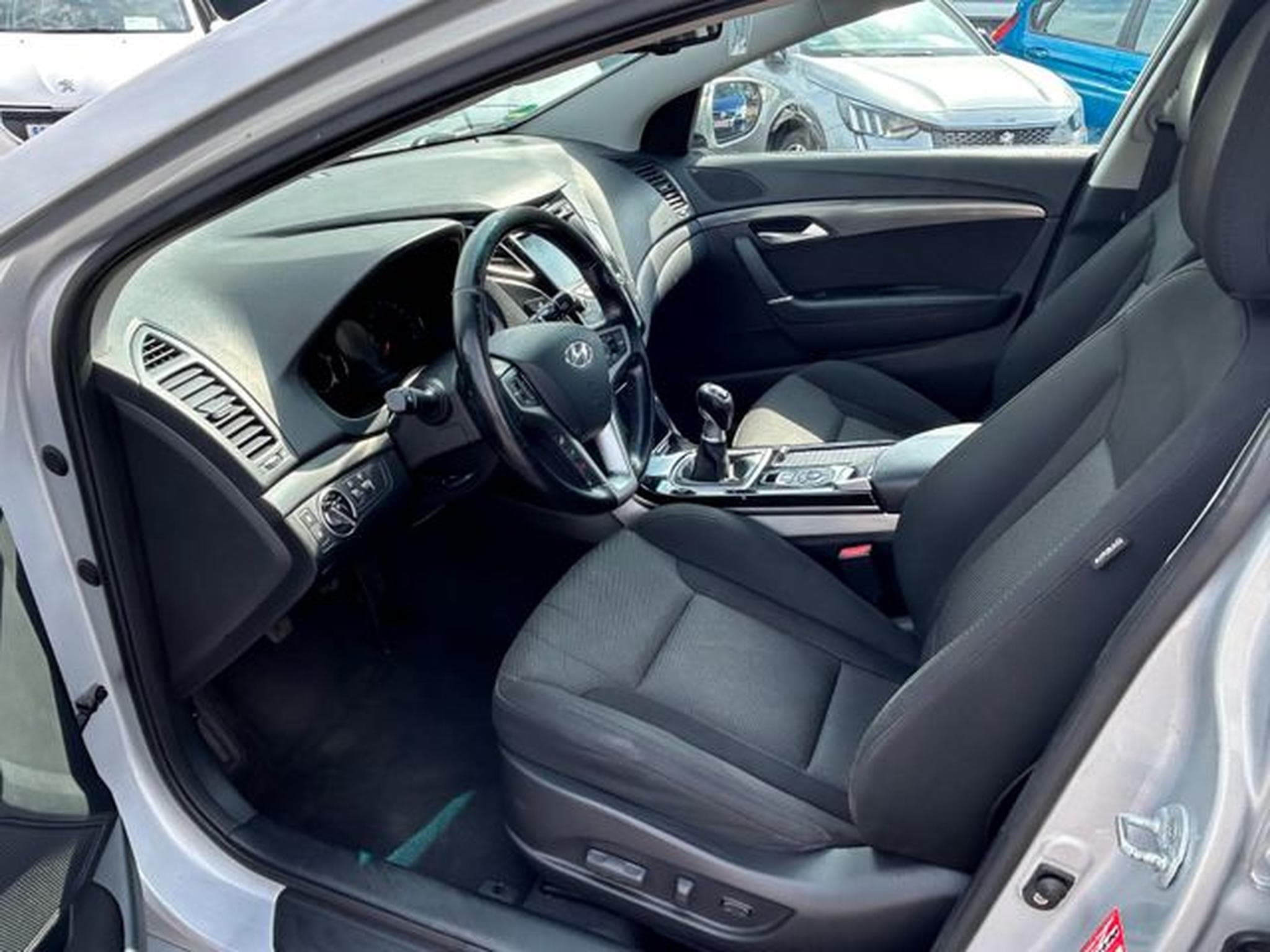 Hyundai i40 i40 CW FIFA World Cup Edition *Navi*LED*SHZ* (2014) - Photo 6