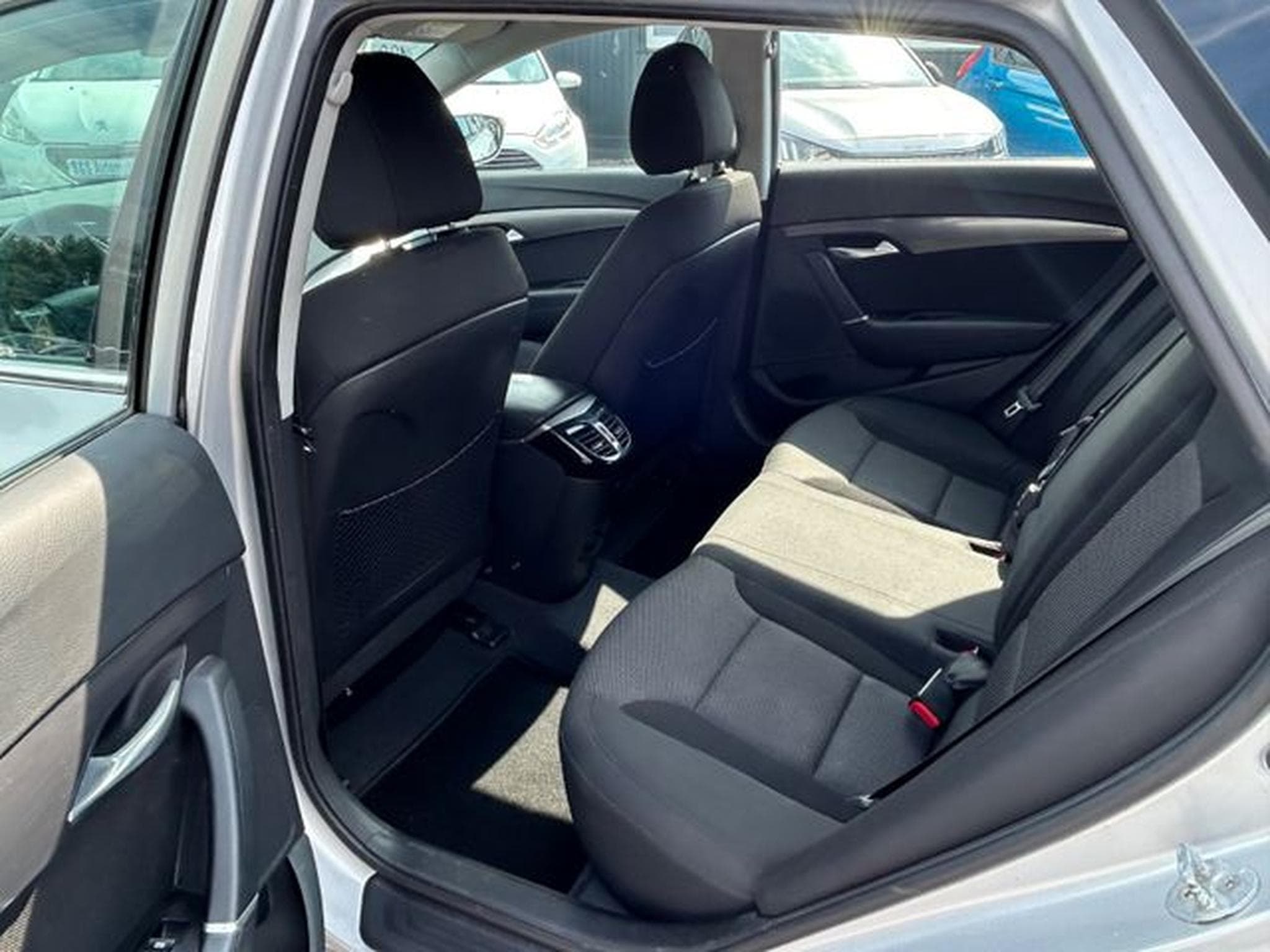 Hyundai i40 i40 CW FIFA World Cup Edition *Navi*LED*SHZ* (2014) - Photo 7