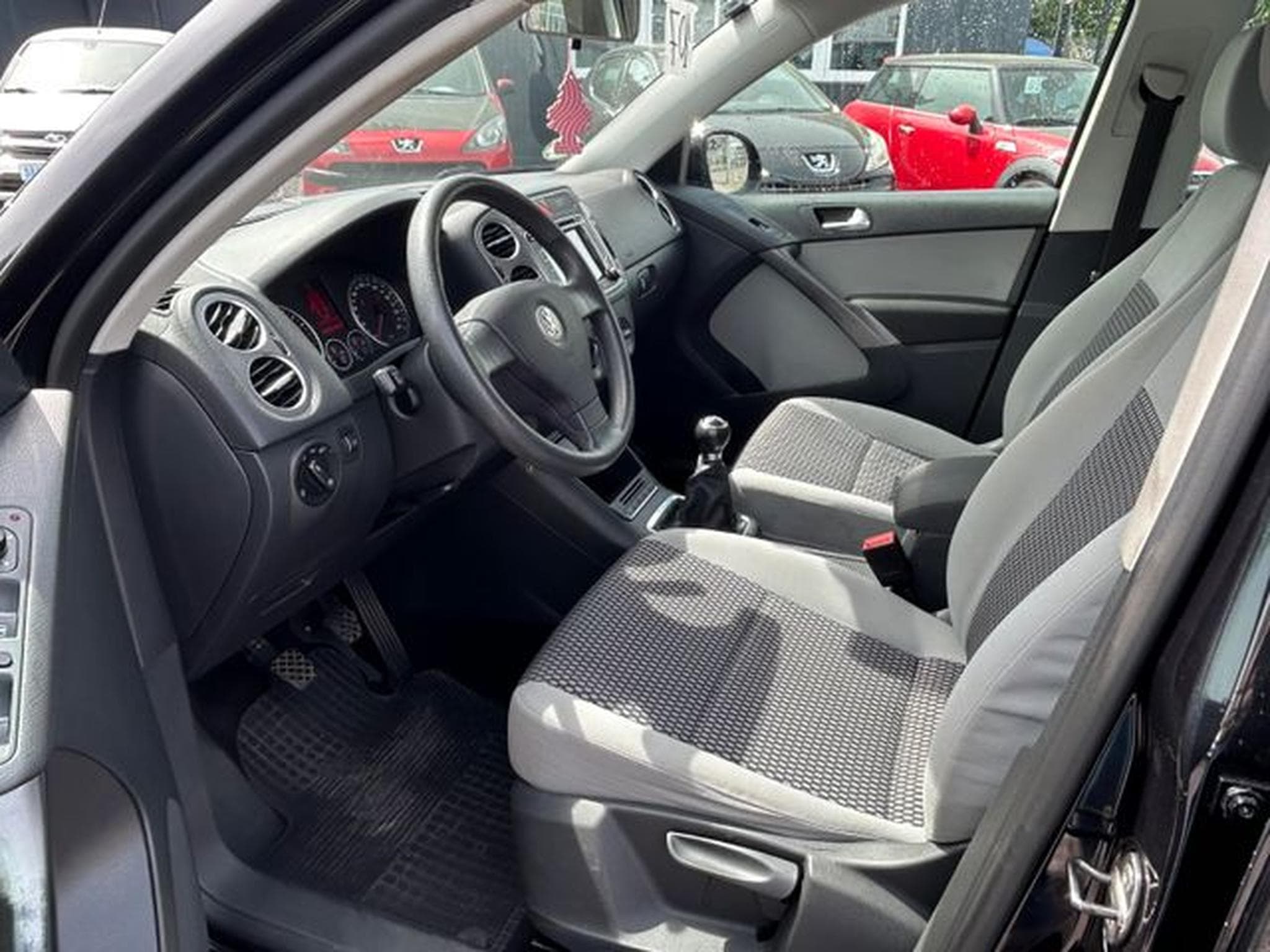 VW Tiguan Tiguan Trend &amp; Fun 4Motion *Bi-Xenon*Euro5* (2009) - Photo 7