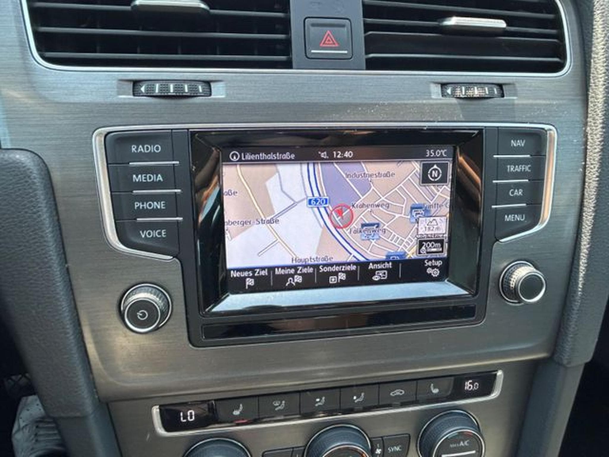 VW Golf Golf VII Lim. Comfortline BMT *Navi*SHZ*PDC* (2013) - Photo 11
