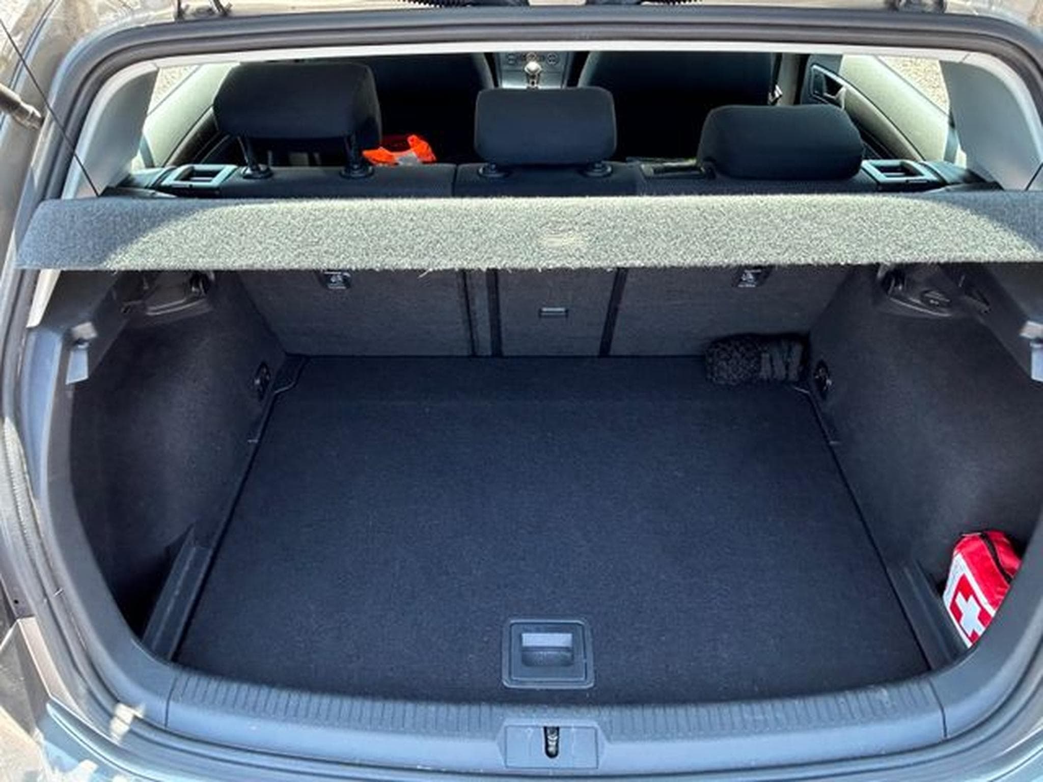 VW Golf Golf VII Lim. Comfortline BMT *Navi*SHZ*PDC* (2013) - Photo 17