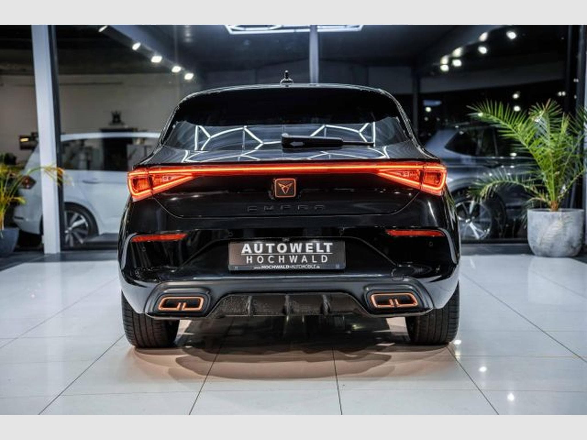 Cupra Leon Leon 1.4 TSI e-Hybrid DSG NAVI RFK LED SHZG VIRT (2022) - Photo 12