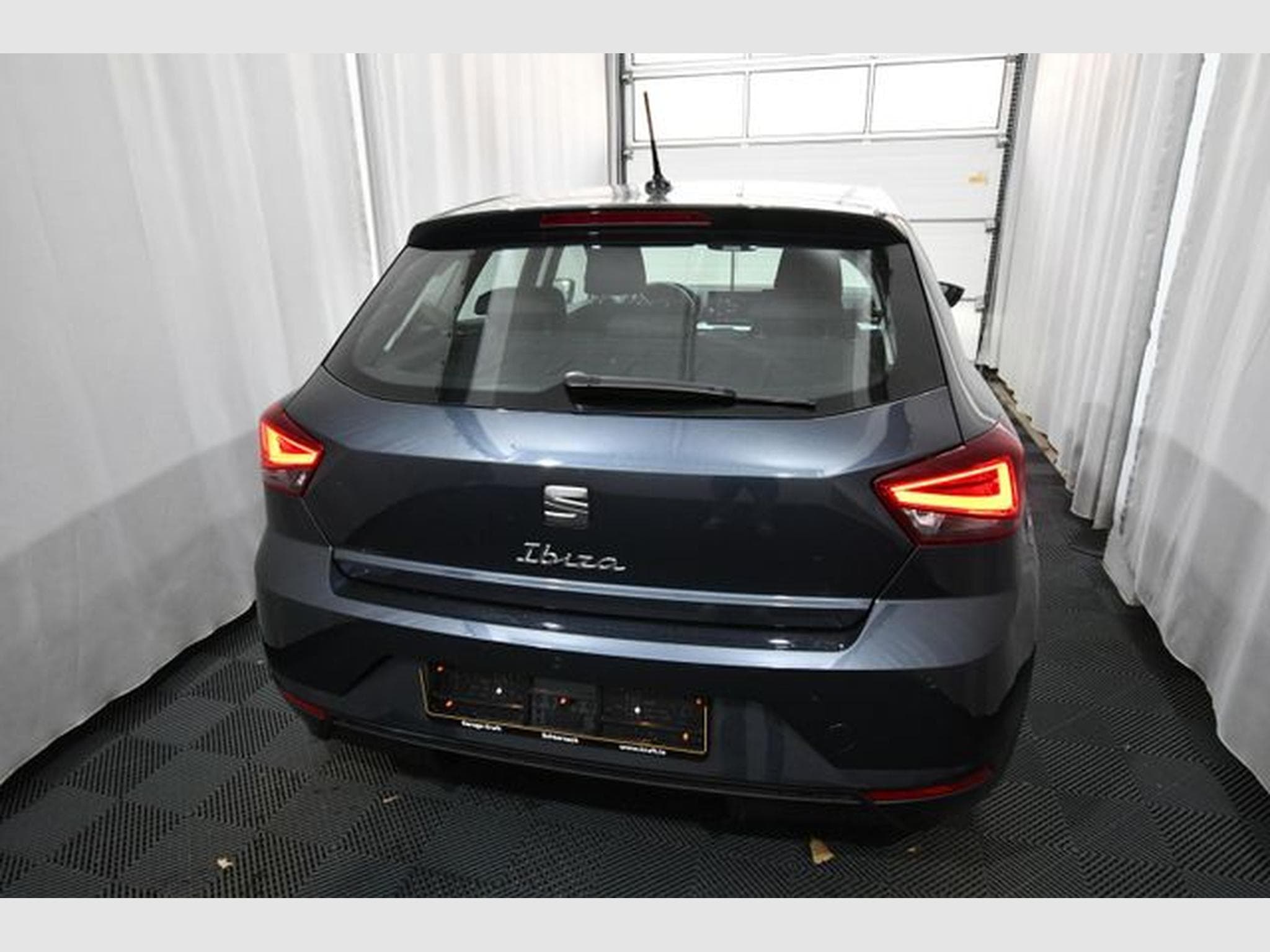 Seat Ibiza Ibiza Style, PDC, LED, GrA, Climatronic (2025) - Photo 4