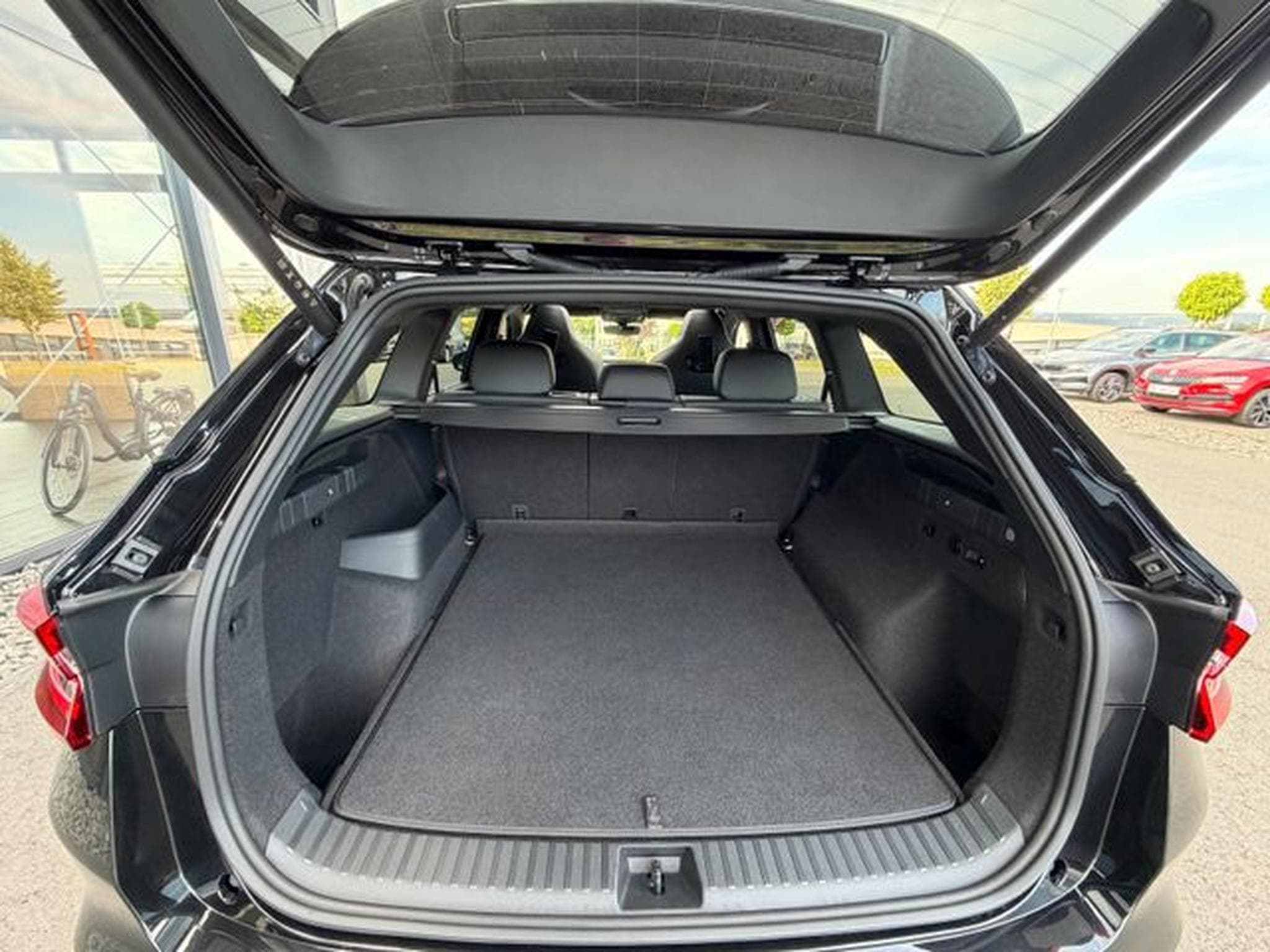 Skoda Kodiaq Kodiaq 2.0TSI 4x4 RS AHK Pano Canton Leder Kühl (2025) - Photo 12