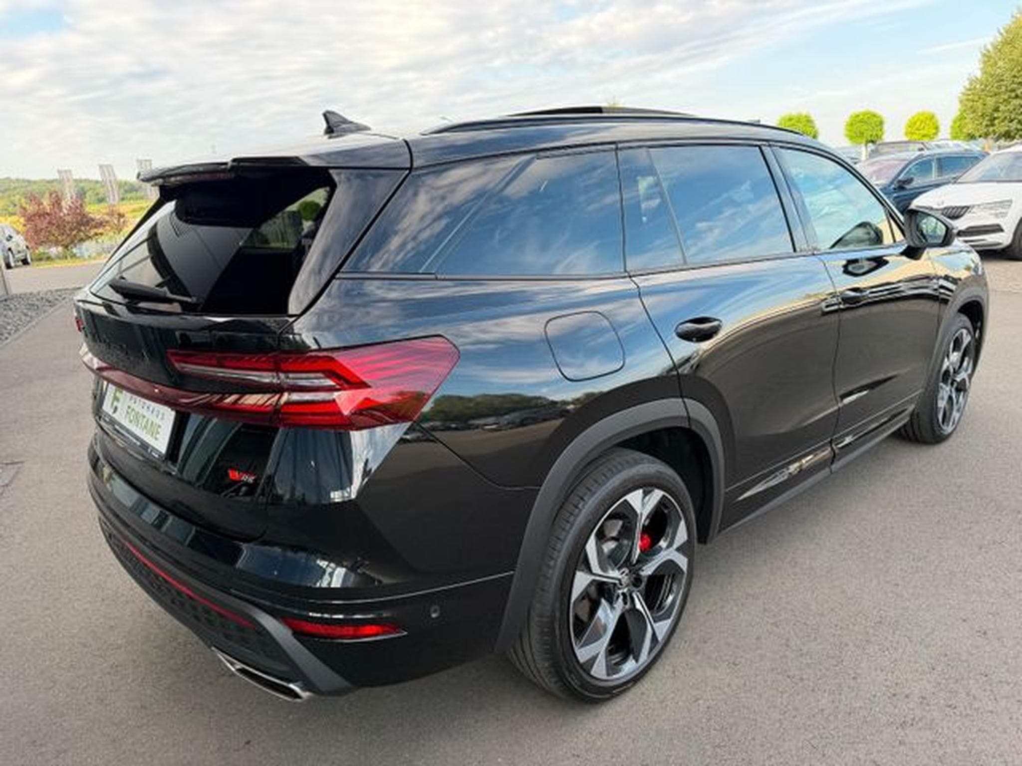 Skoda Kodiaq Kodiaq 2.0TSI 4x4 RS AHK Pano Canton Leder Kühl (2025) - Photo 5
