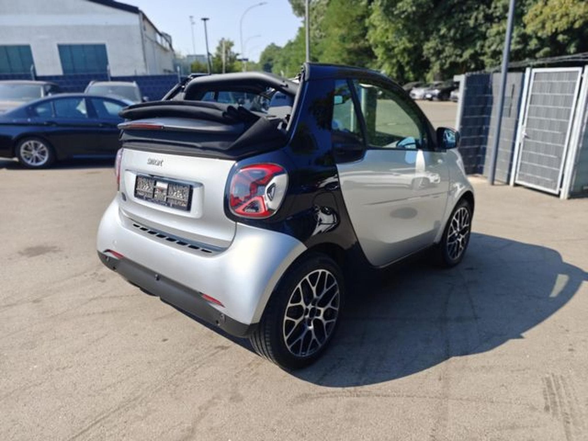 Smart ForTwo FORTWO CABRIO EQ*PRIME*LEDER*KAMERA*2.HD*MOPF* (2022) - Photo 11