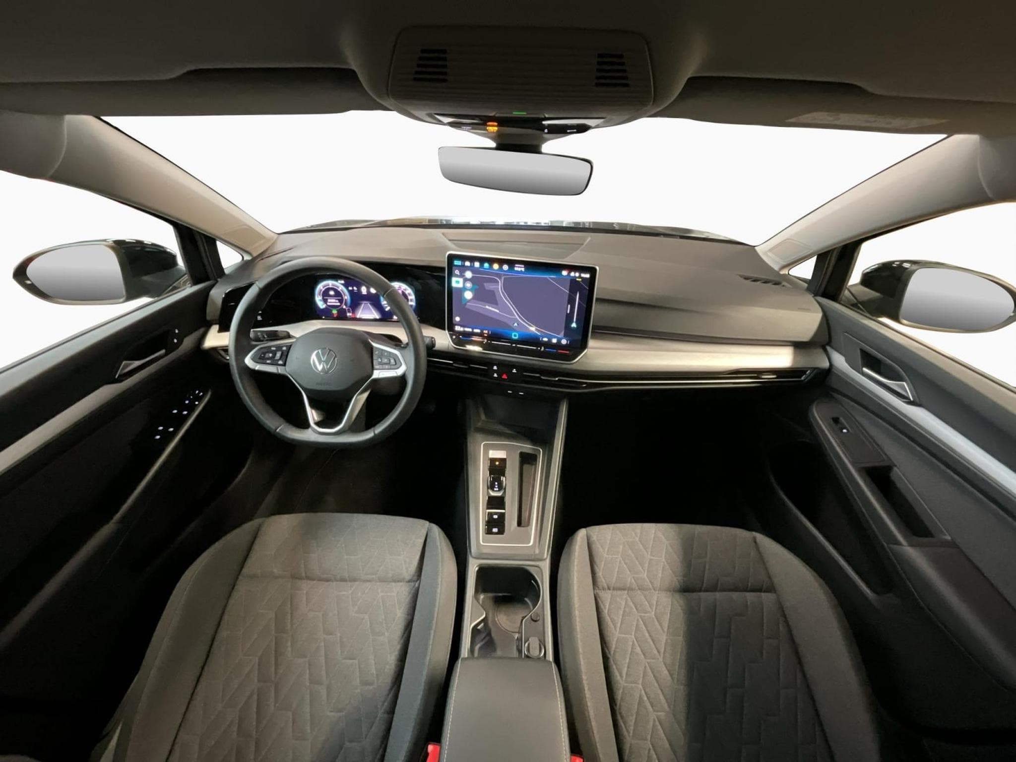 VW Golf Life+DSG+Navi+LED (2025) - Photo 2