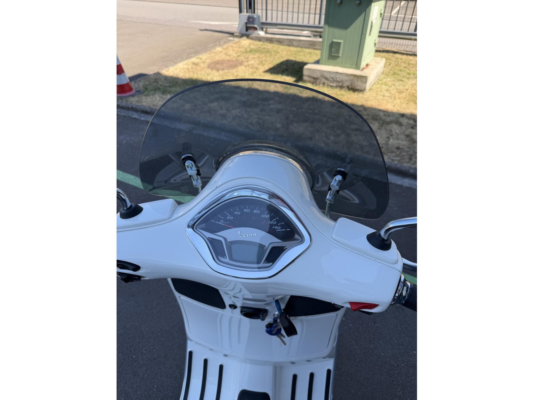 Vespa GTS ie (2016) - Photo 2