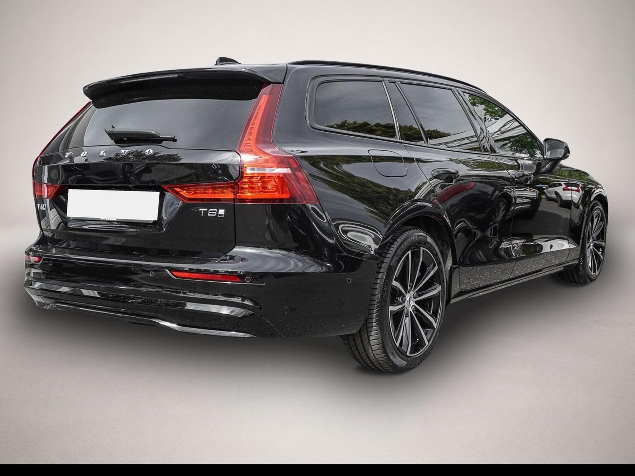 Volvo V60 (2024) - Photo 3