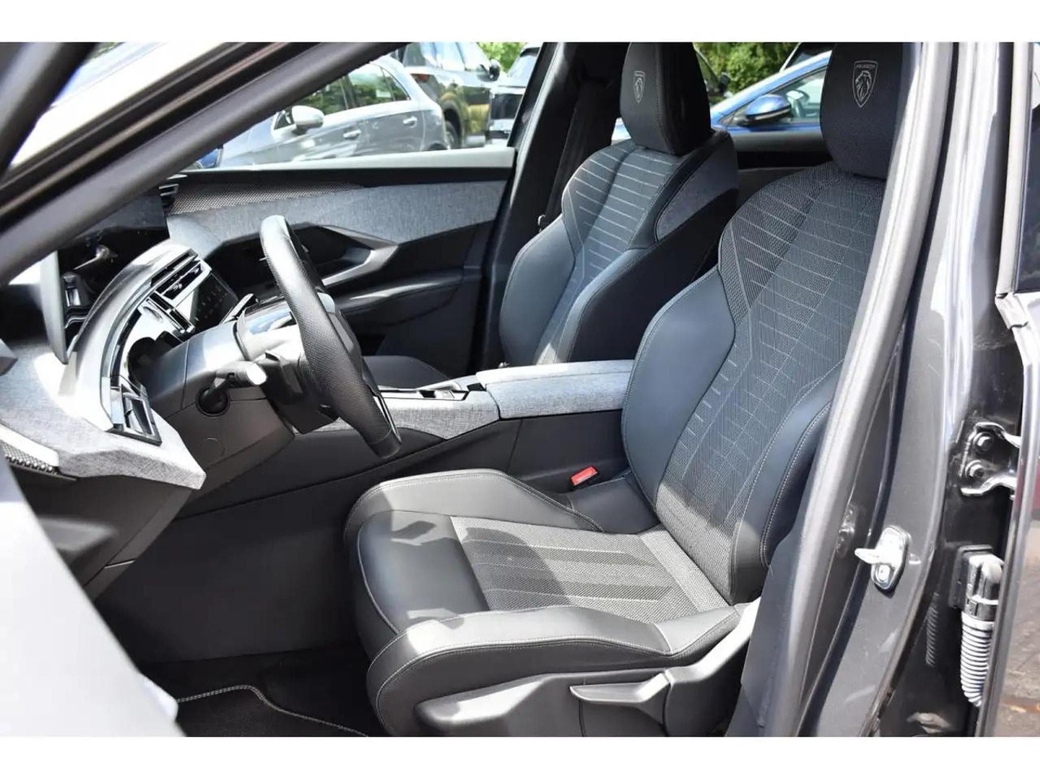 Peugeot 3008 (2025) - Photo 6