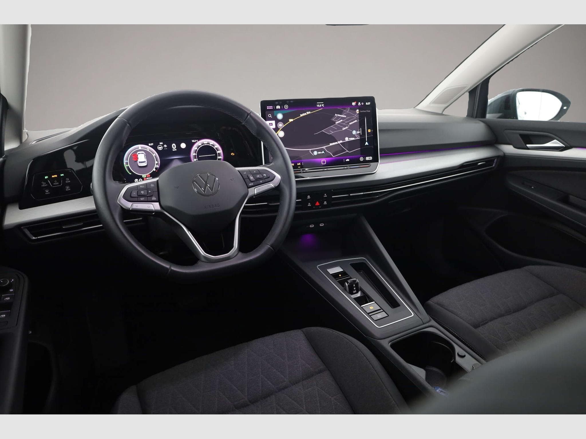 VW Golf (2025) - Photo 6