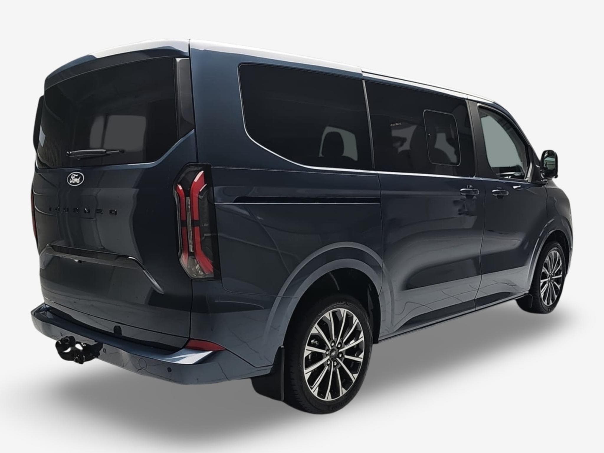 Ford Tourneo 2.0 TDCI ECOBLUE 170 L1 Titanium X (2026) - Photo 3