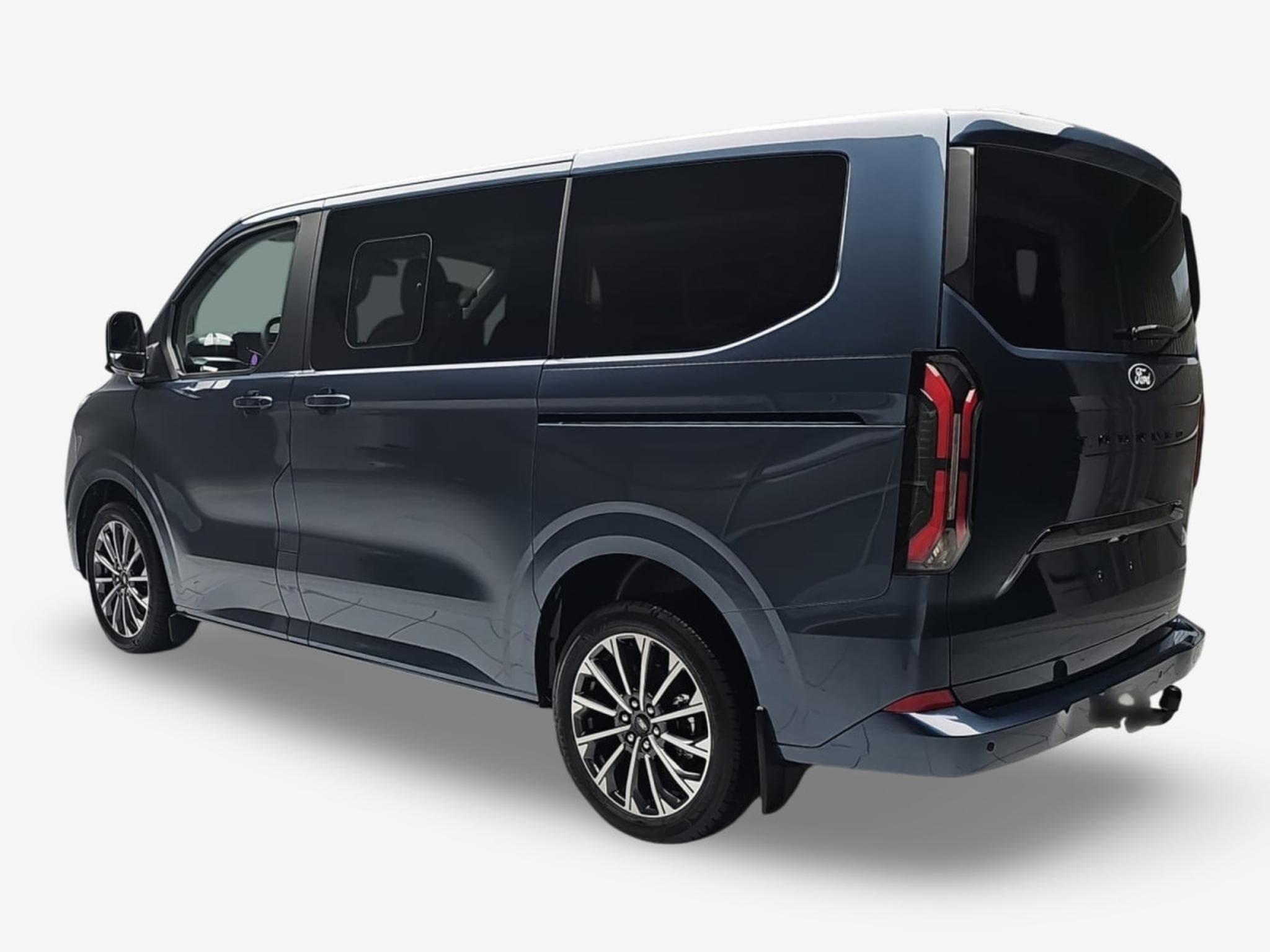Ford Tourneo 2.0 TDCI ECOBLUE 170 L1 Titanium X (2026) - Photo 4