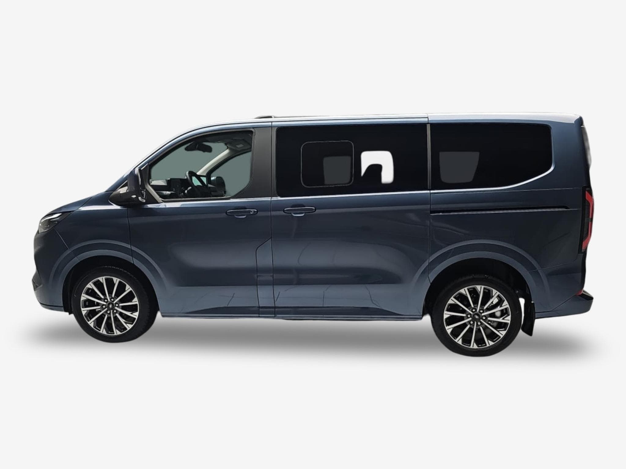 Ford Tourneo 2.0 TDCI ECOBLUE 170 L1 Titanium X (2026) - Photo 5