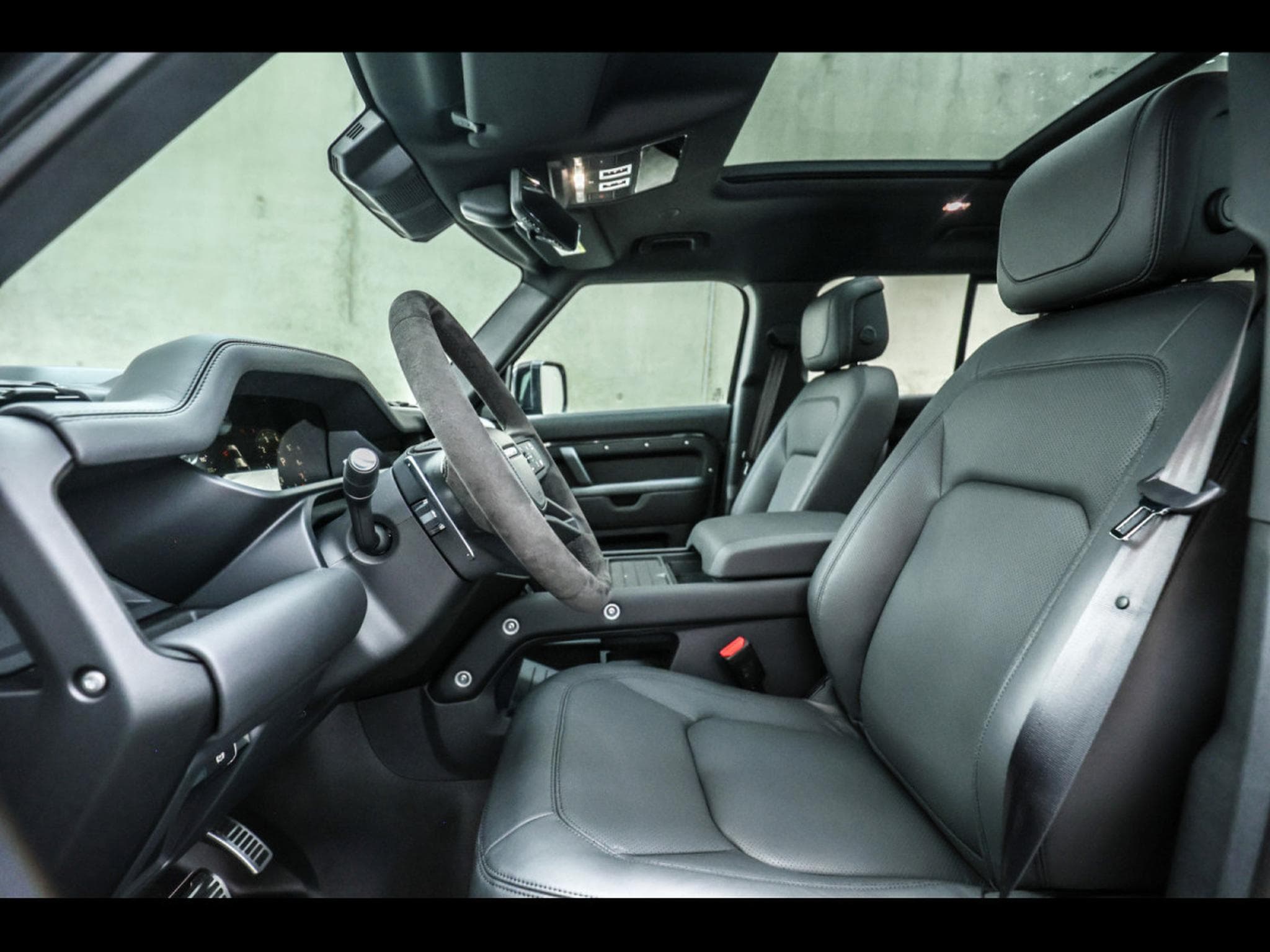 Land-Rover Defender 110 P525 5.0 V8 AWD CARPATHIAN EDITION – CARPATHIAN GREY (2022) - Photo 10
