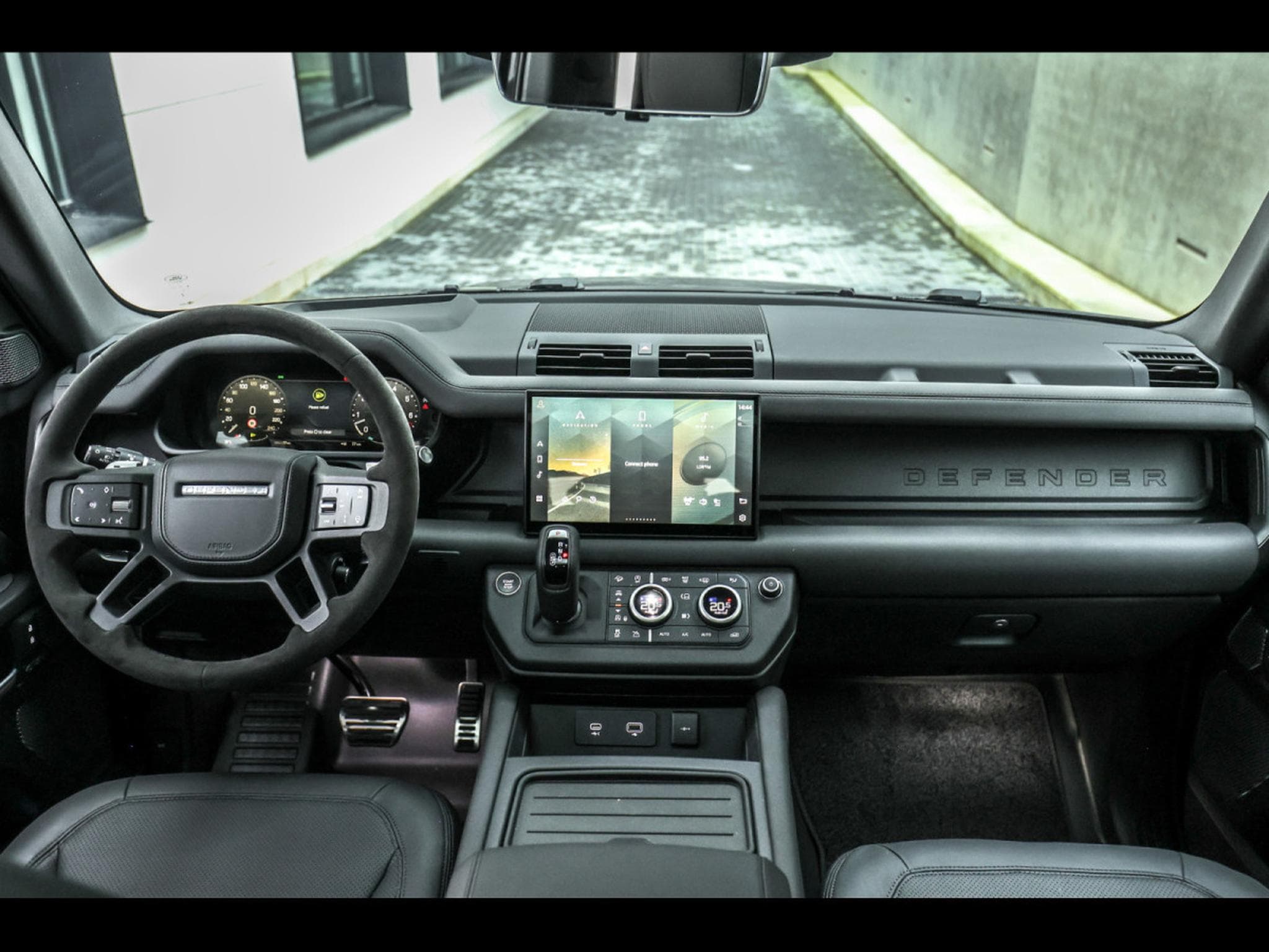 Land-Rover Defender 110 P525 5.0 V8 AWD CARPATHIAN EDITION – CARPATHIAN GREY (2022) - Photo 12
