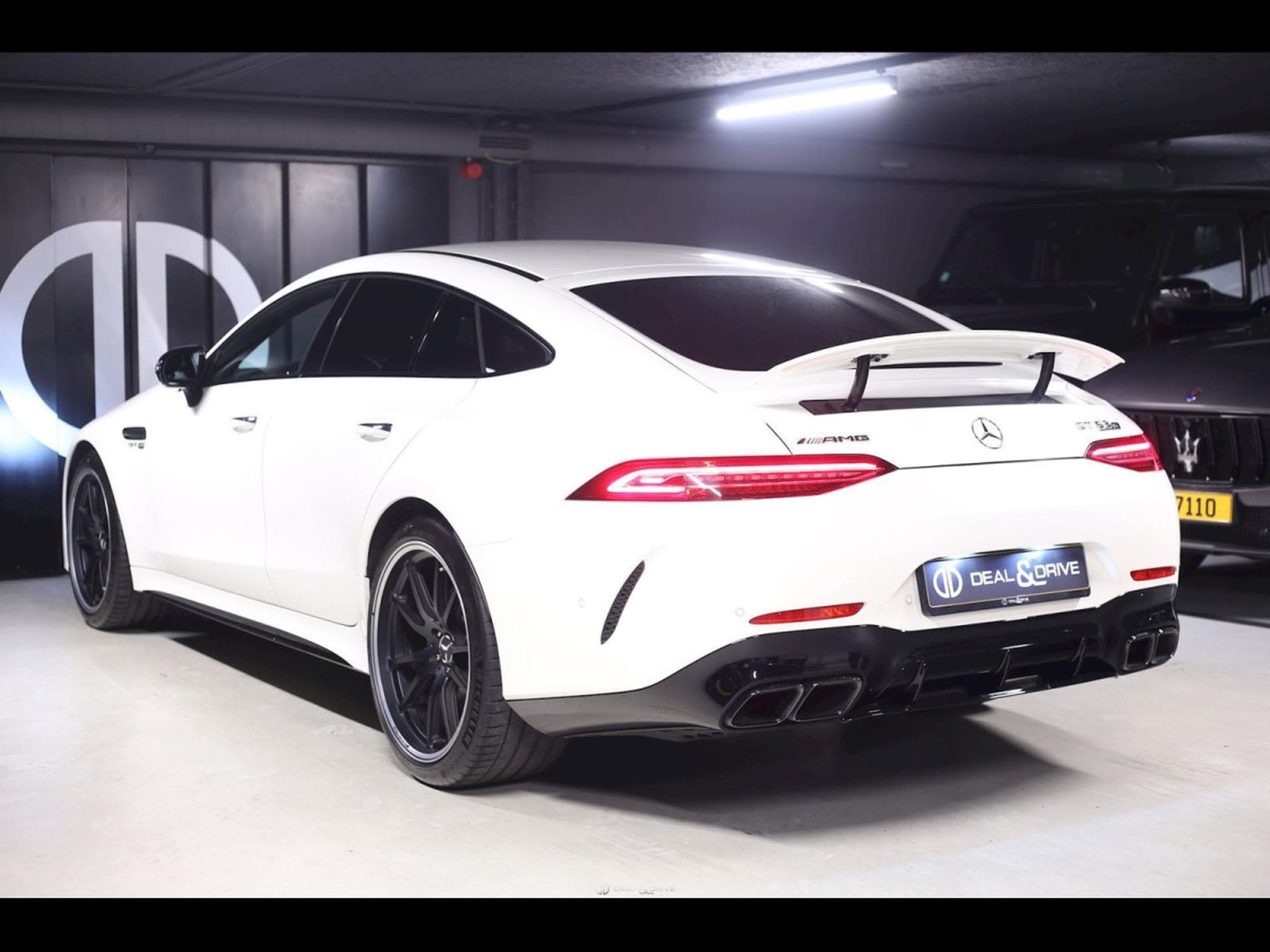 Mercedes AMG GT 4-Door 4.0 V8 63 S 4MATIC+ (639 CH) - DIAMOND WHITE METALLIC DESIGN (2019) - Photo 3