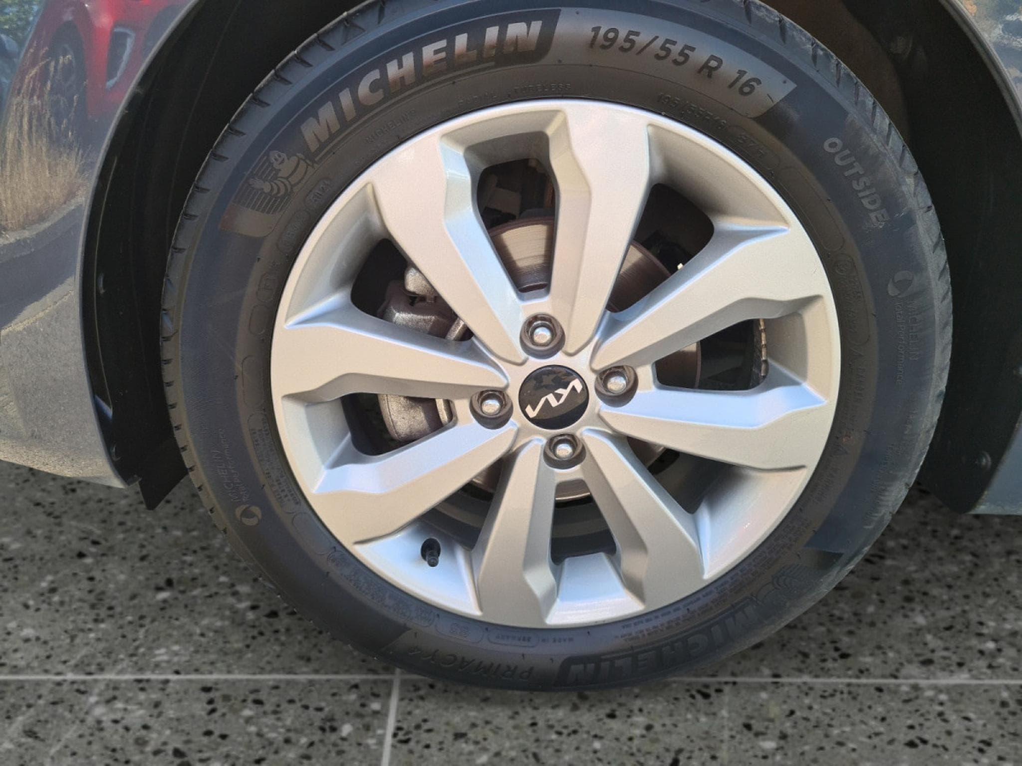 Kia Rio Pulse 1.2 ISG (2022) - Photo 8
