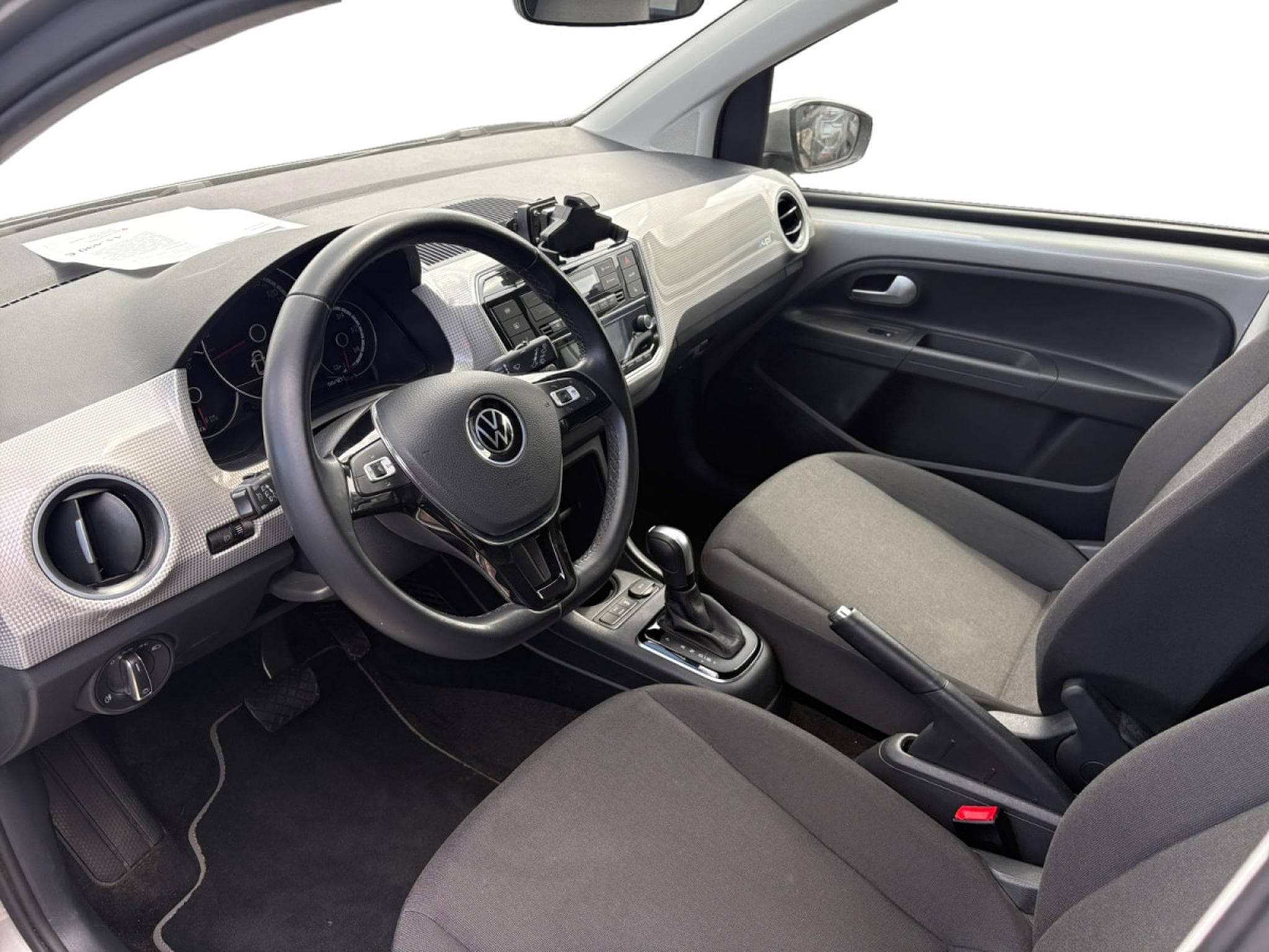 VW UP Up! Move (2022) - Photo 5