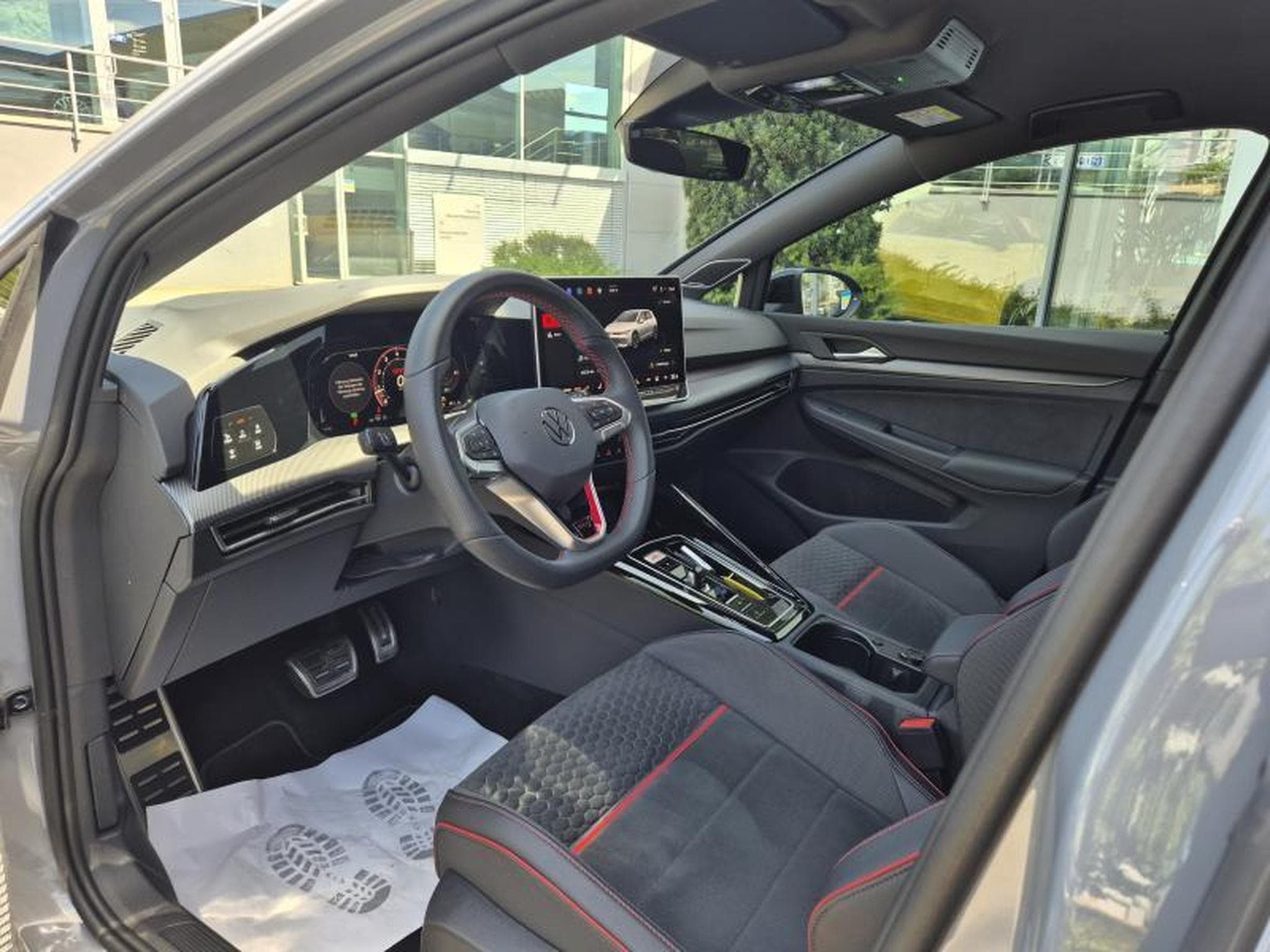 VW Golf GTI Clubsport (2025) - Photo 9
